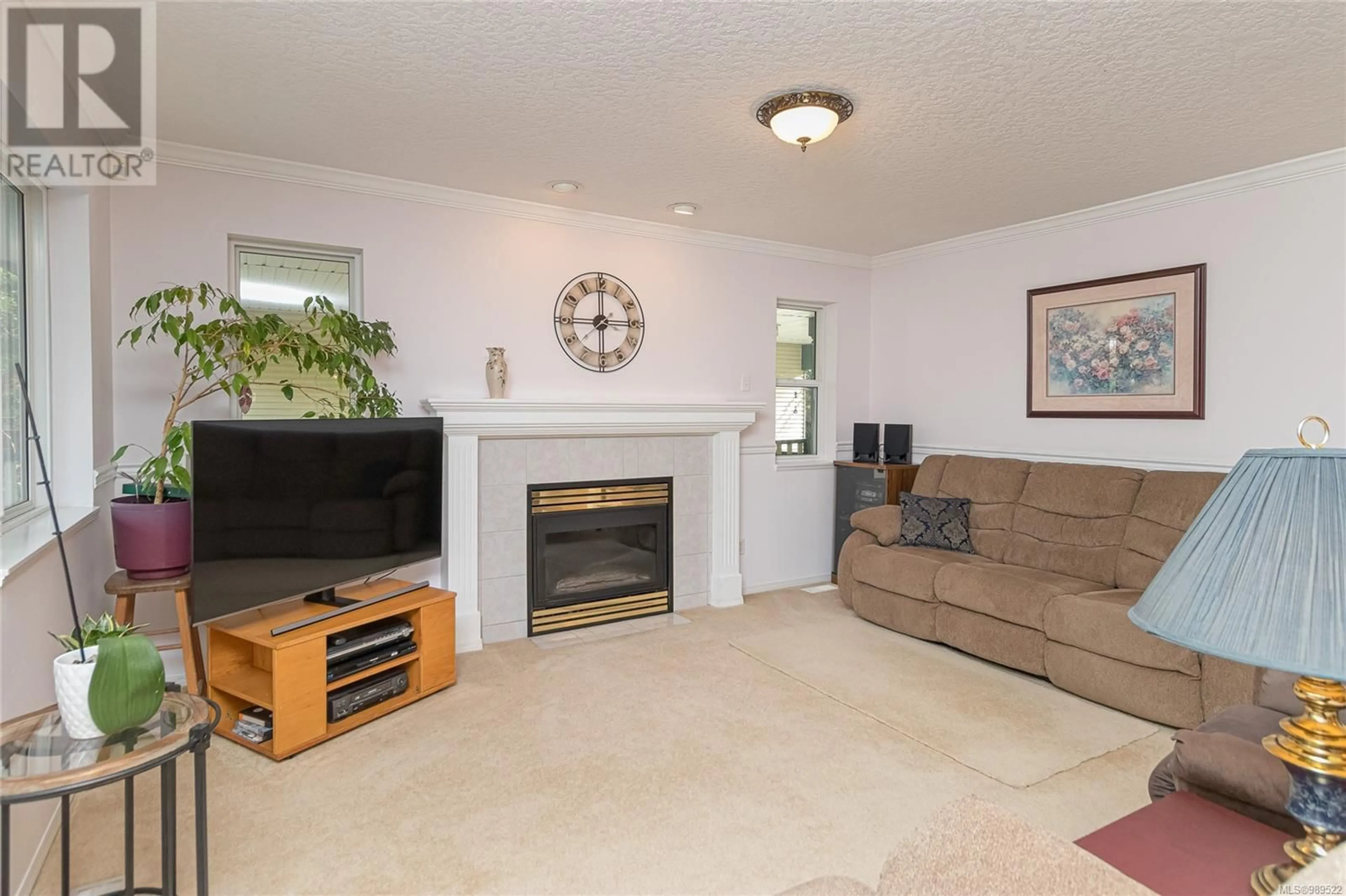 Living room with furniture, unknown for 750 Caleb Pike Rd, Highlands British Columbia V9B6G5