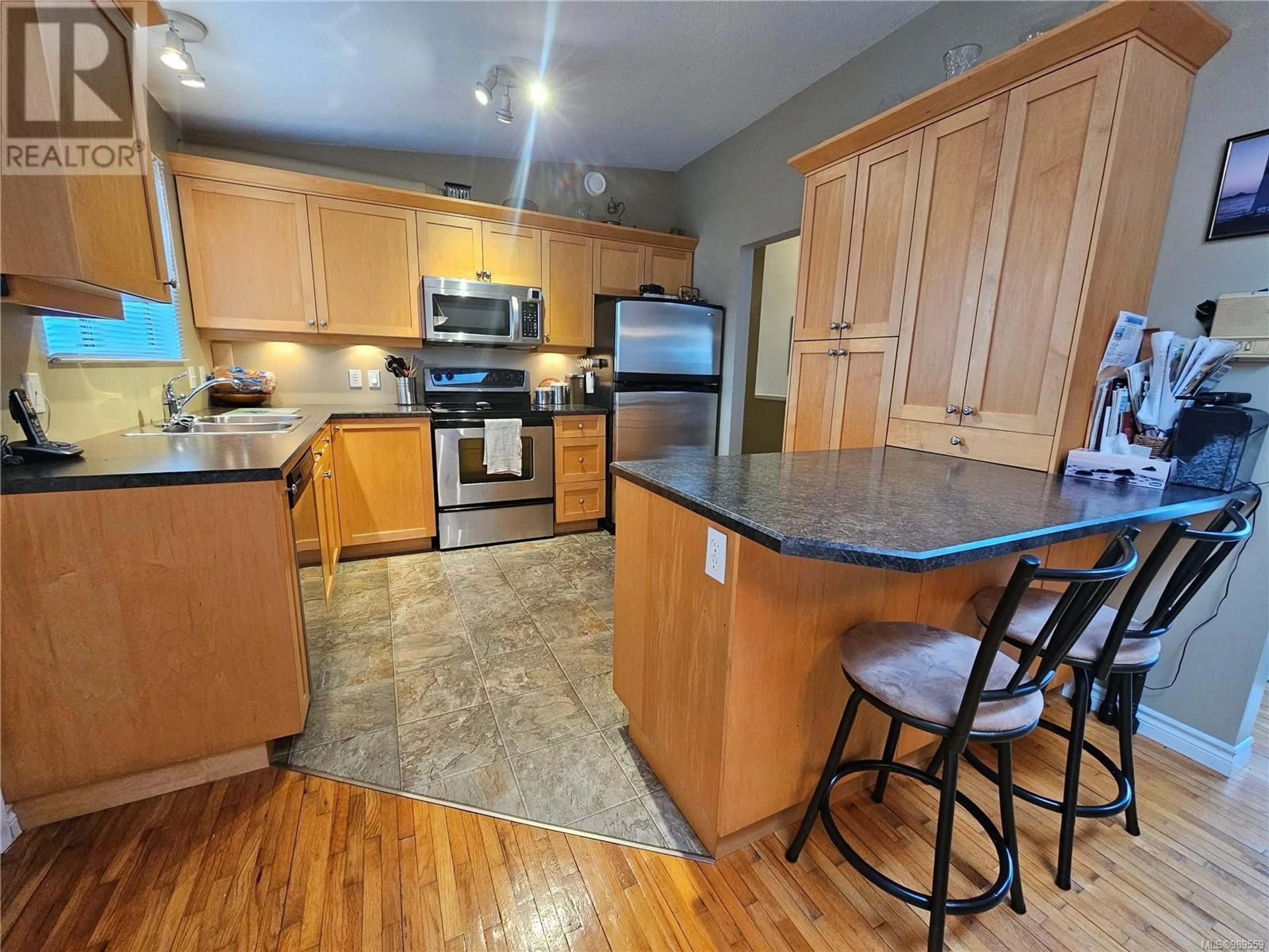 Open concept kitchen, unknown for 2868 14TH AVENUE, Port Alberni British Columbia V9Y2X5
