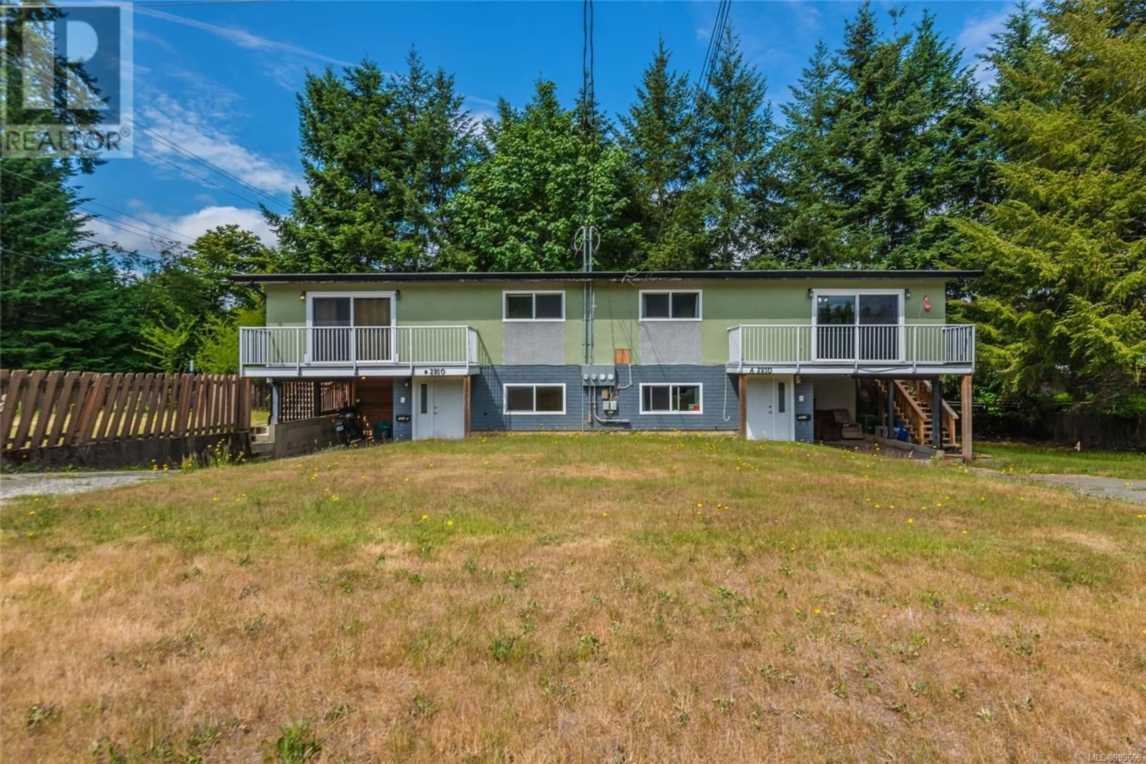 A pic from outside/outdoor area/front of a property/back of a property/a pic from drone, unknown for 2910 18TH AVENUE, Port Alberni British Columbia V9Y3A9