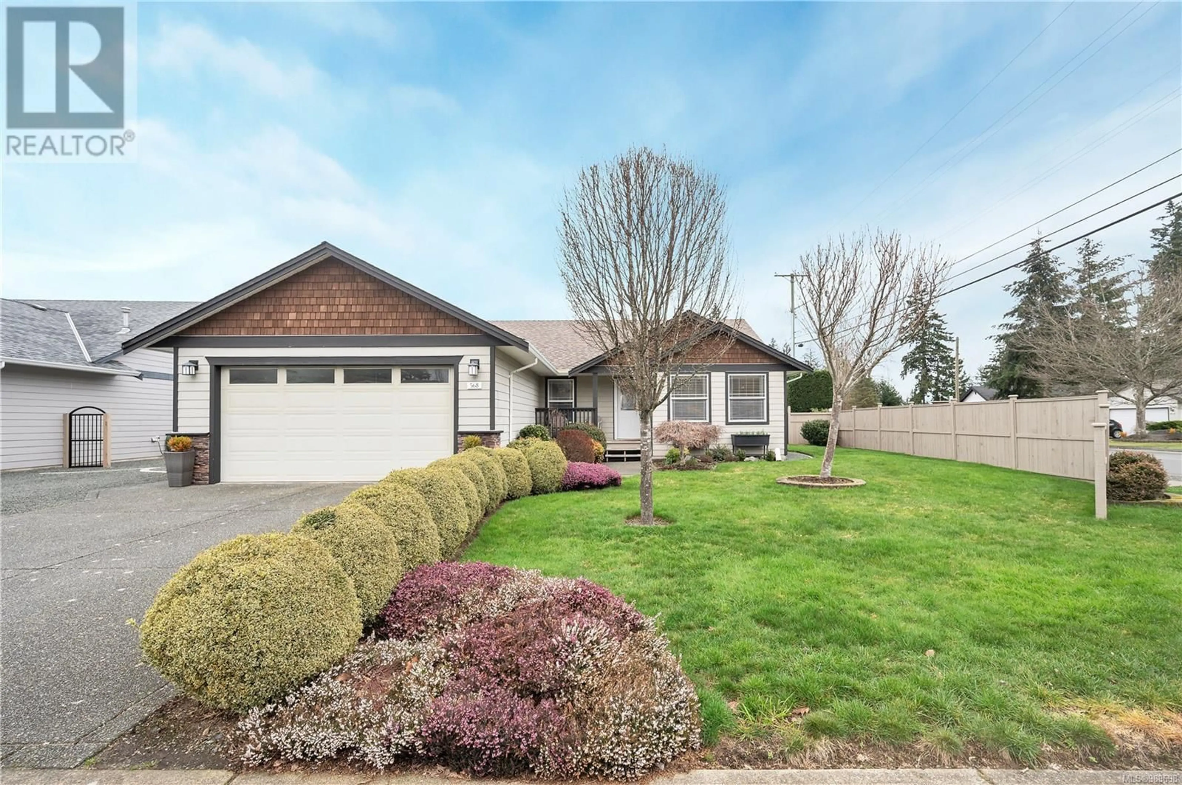 Home with vinyl exterior material, street for 568 NELSON ROAD, Campbell River British Columbia V9H1V1