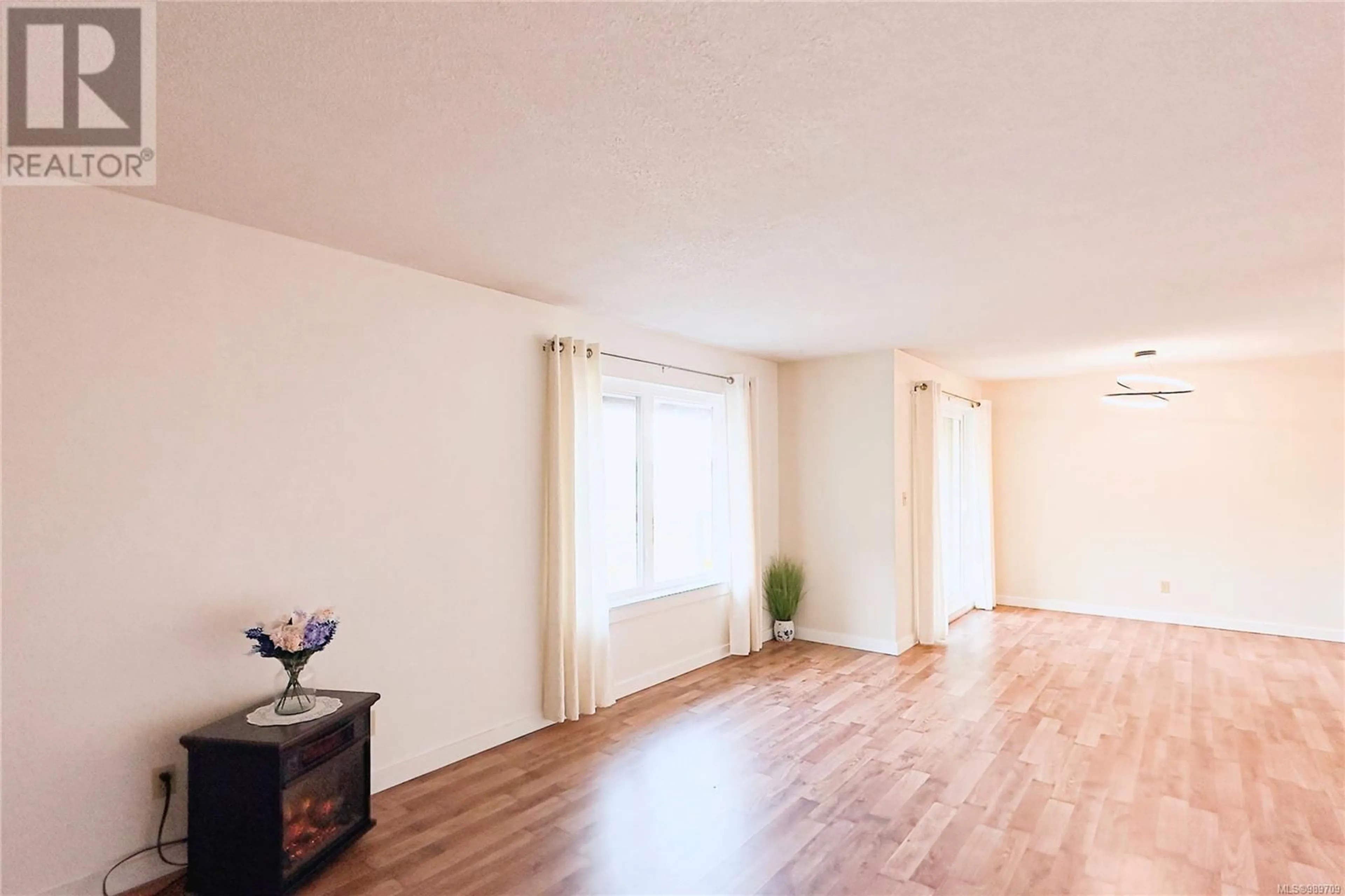 A pic of a room for 401 - 894 ISLAND HIGHWAY SOUTH, Campbell River British Columbia V9W1A8