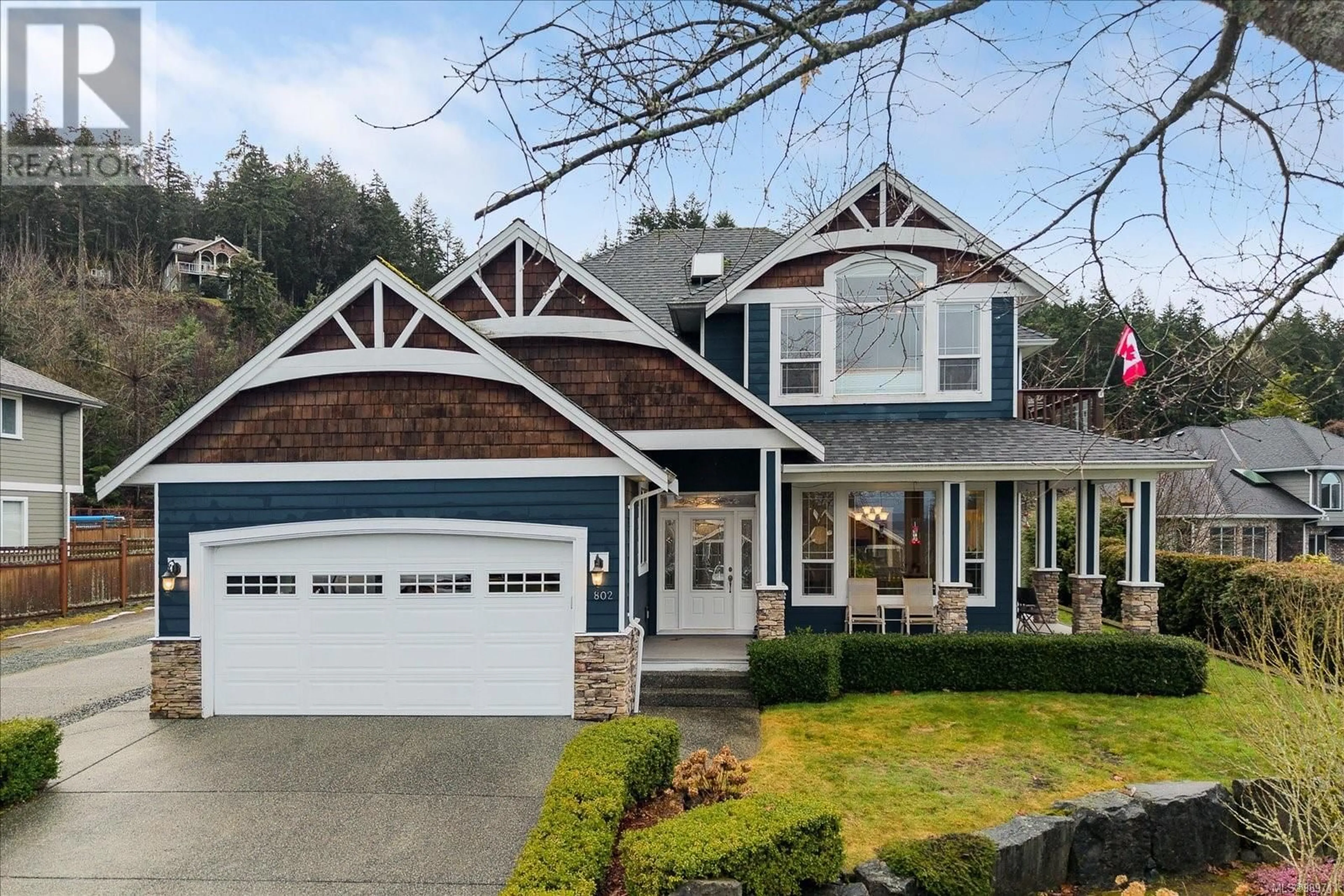 Home with vinyl exterior material, street for 802 CRAIG ROAD, Ladysmith British Columbia V9G2C4