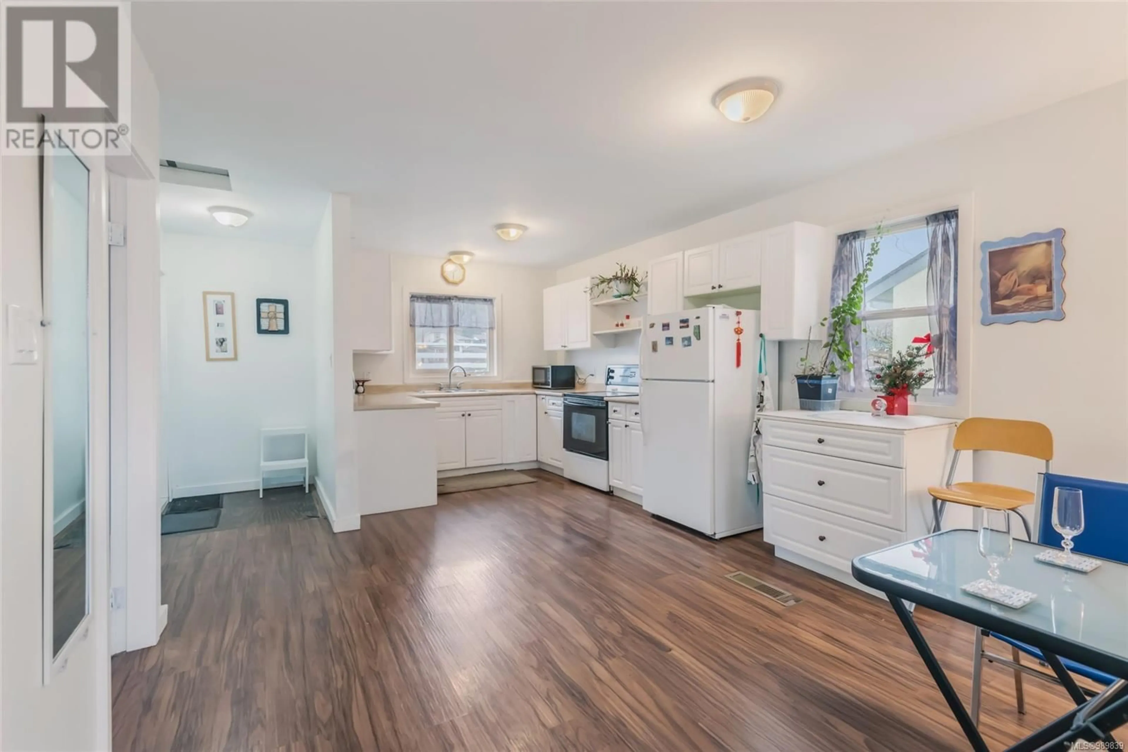 Open concept kitchen, unknown for 2869 12TH AVENUE, Port Alberni British Columbia V9Y2T3
