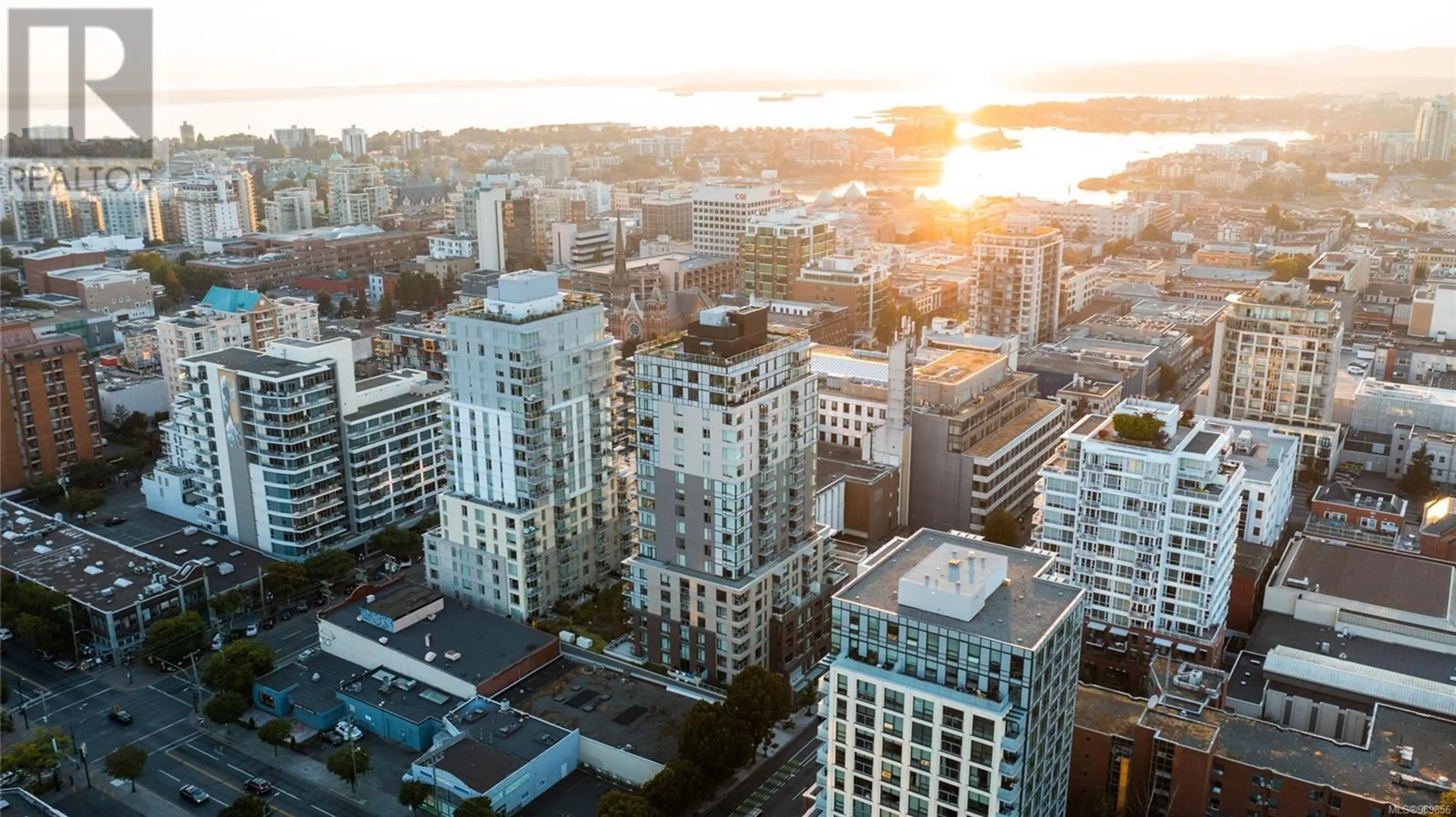 A pic from outside/outdoor area/front of a property/back of a property/a pic from drone, city buildings view from balcony for 805 845 Johnson St, Victoria British Columbia V8W0G3