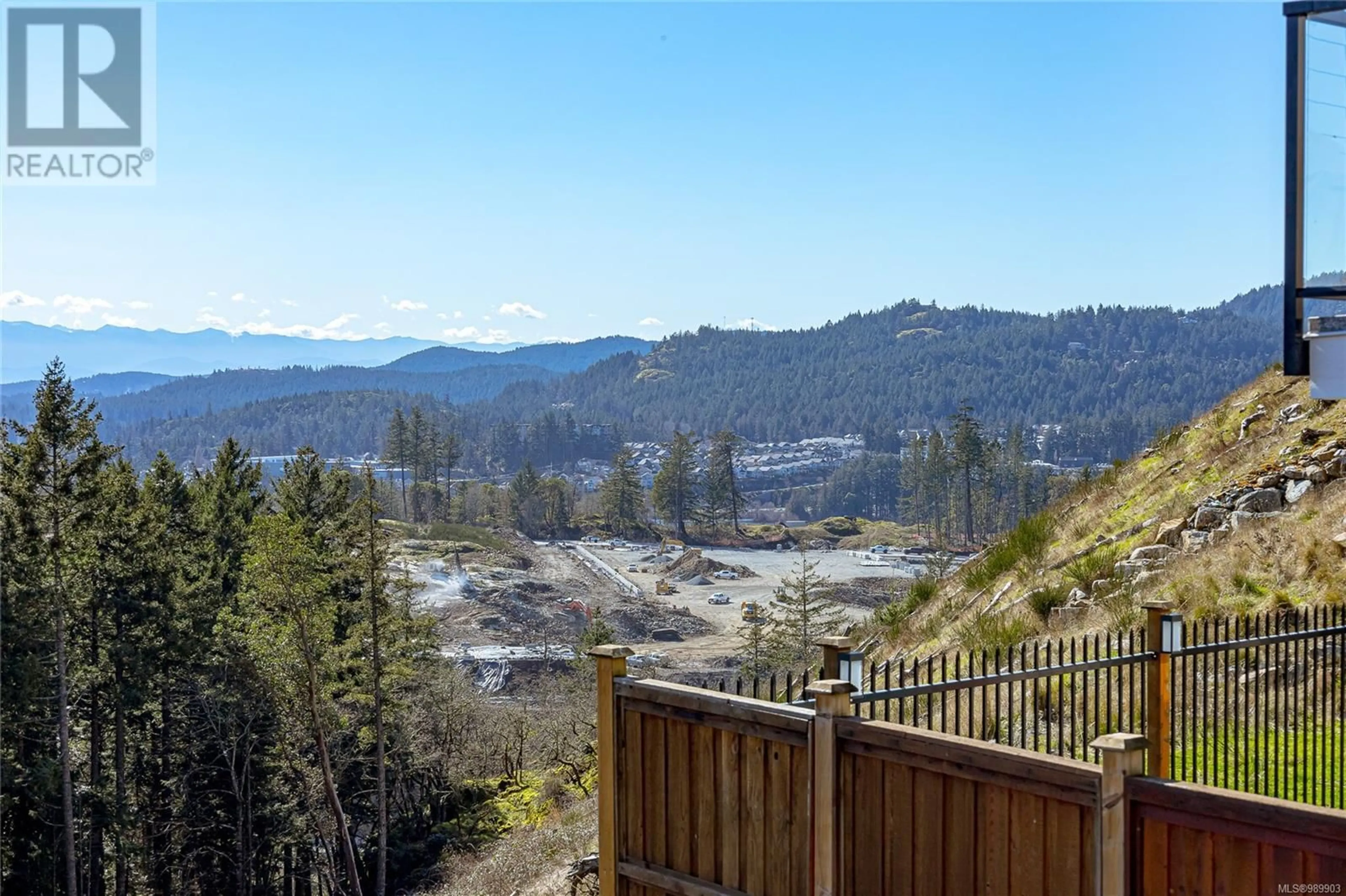 Patio, unknown for 1307 FLINT AVENUE, Langford British Columbia V9B0Z8