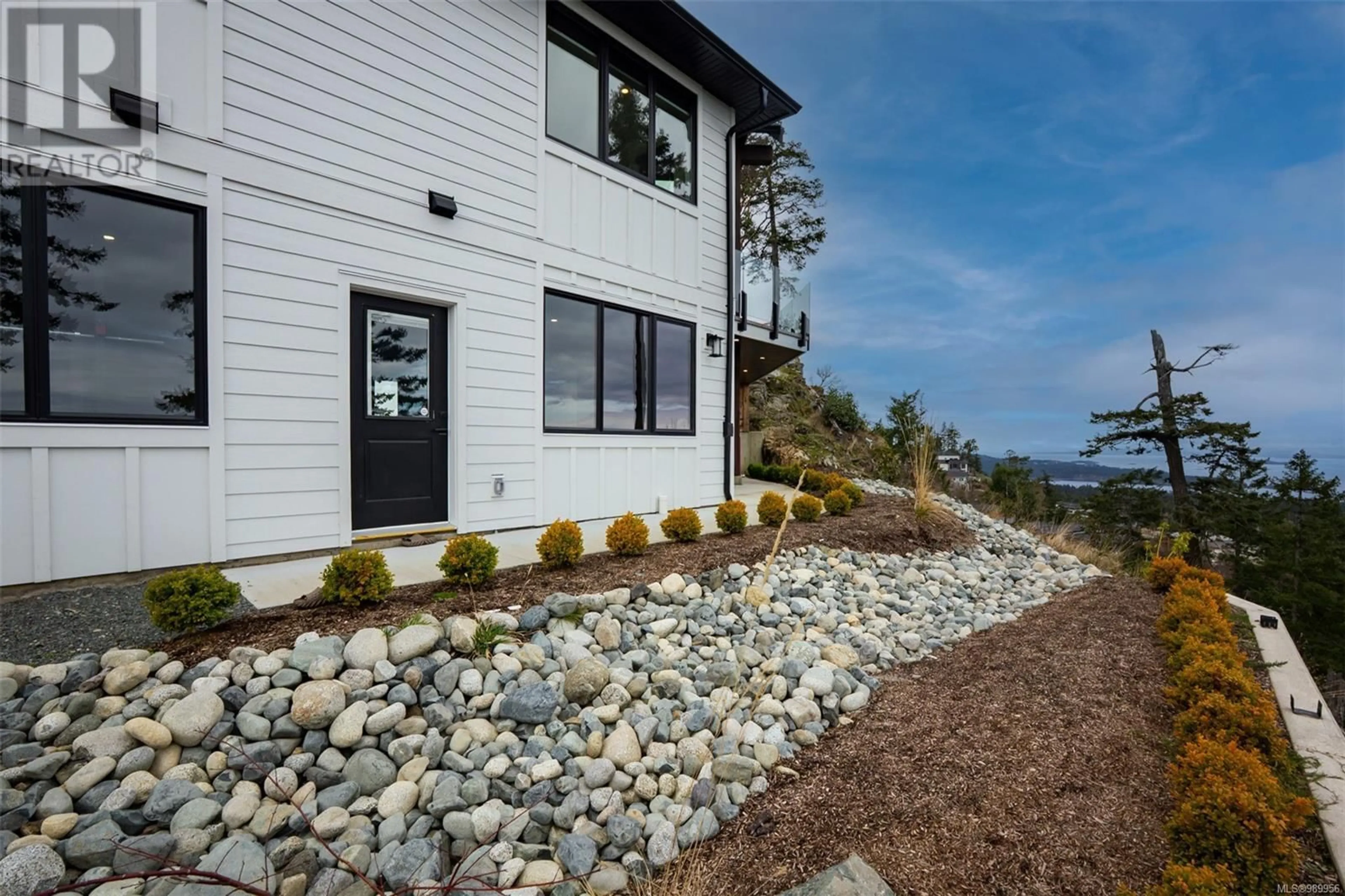 Home with vinyl exterior material, water/lake/river/ocean view for 5060 BROAD RIDGE PLACE, Lantzville British Columbia V0R2H0
