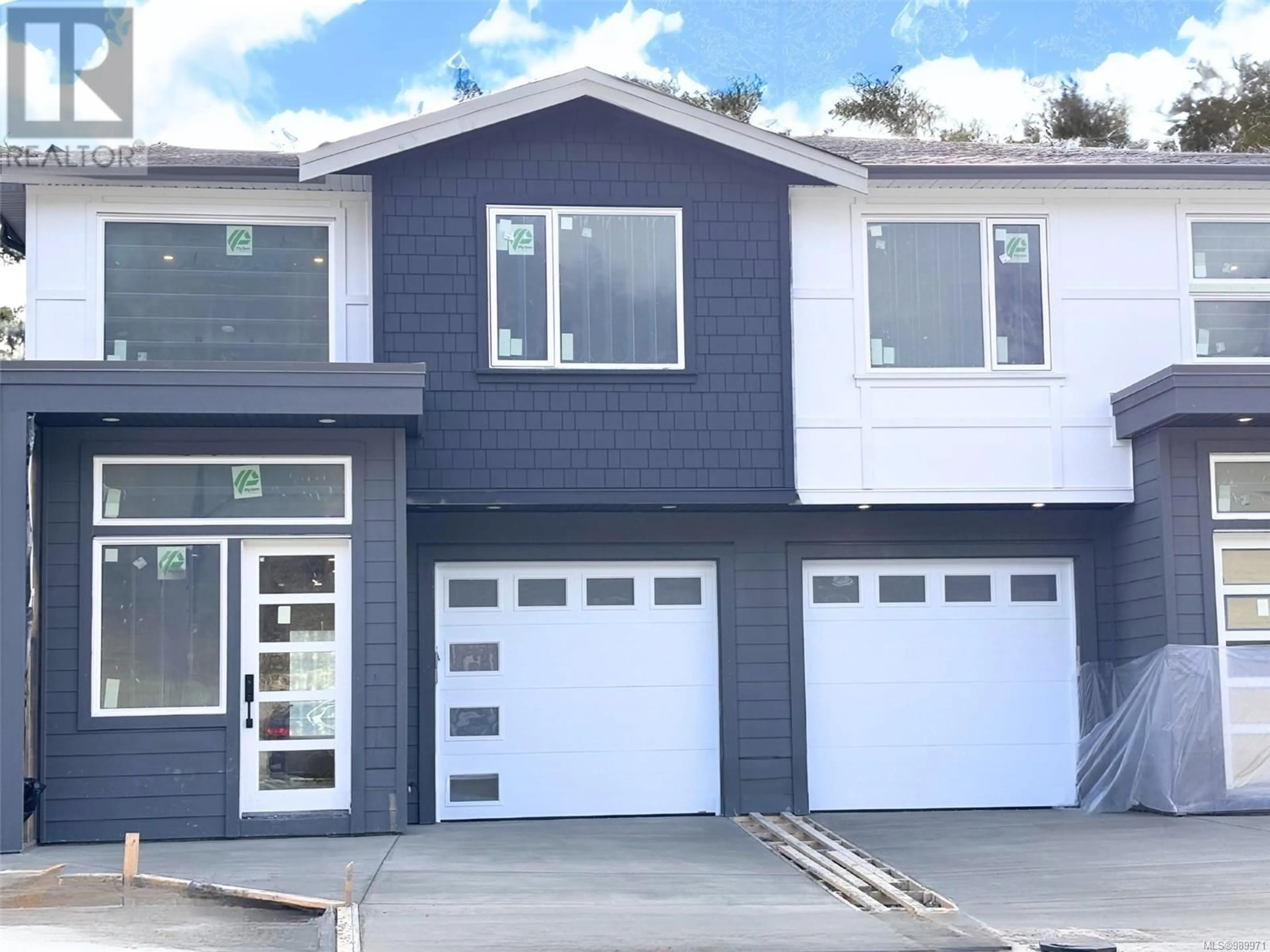 Home with vinyl exterior material, street for 1520 Marble Pl, Langford British Columbia V9B7A2