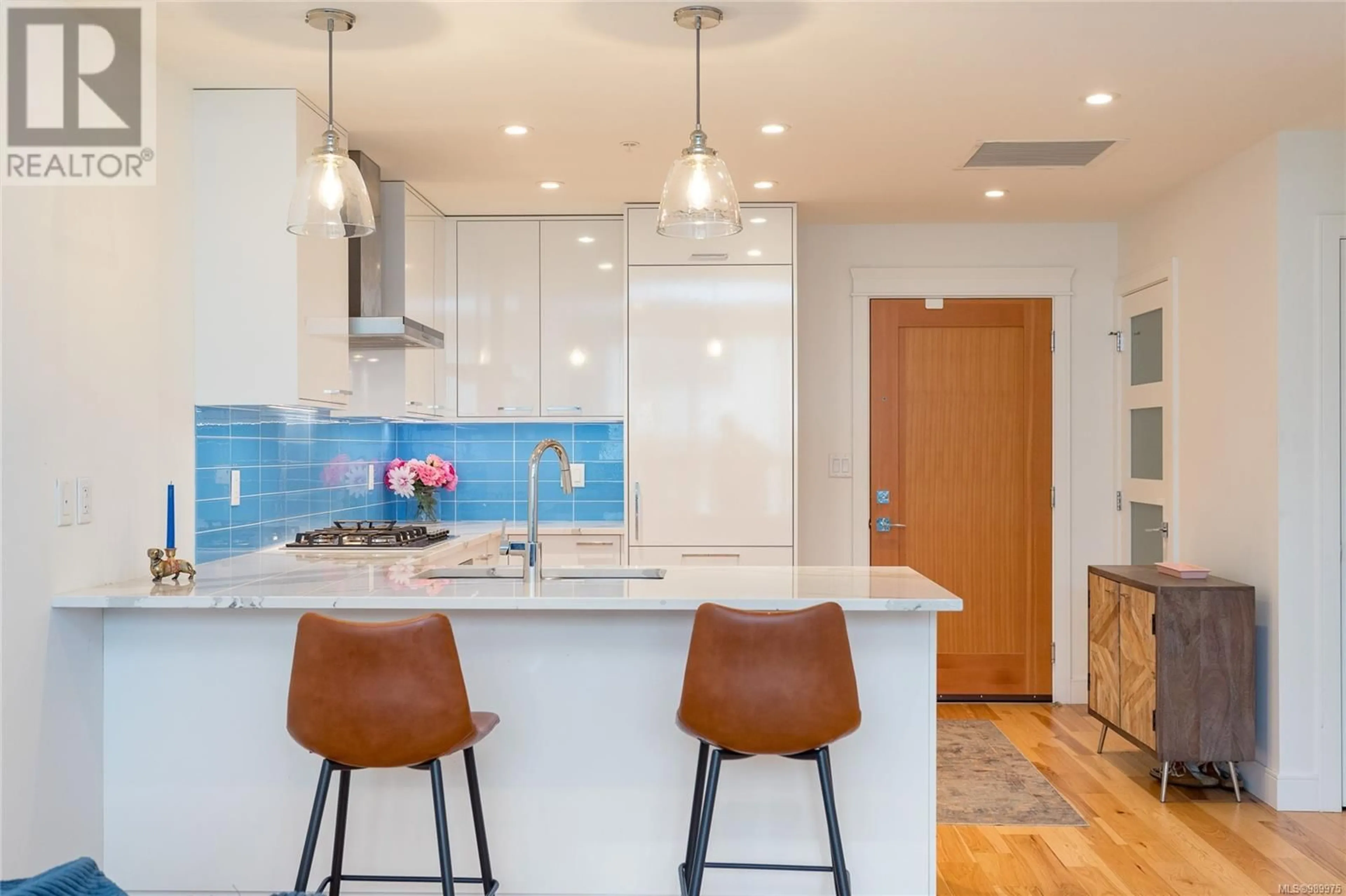 Contemporary kitchen, ceramic/tile floor for 206 - 916 LYALL STREET, Esquimalt British Columbia V9A5E6