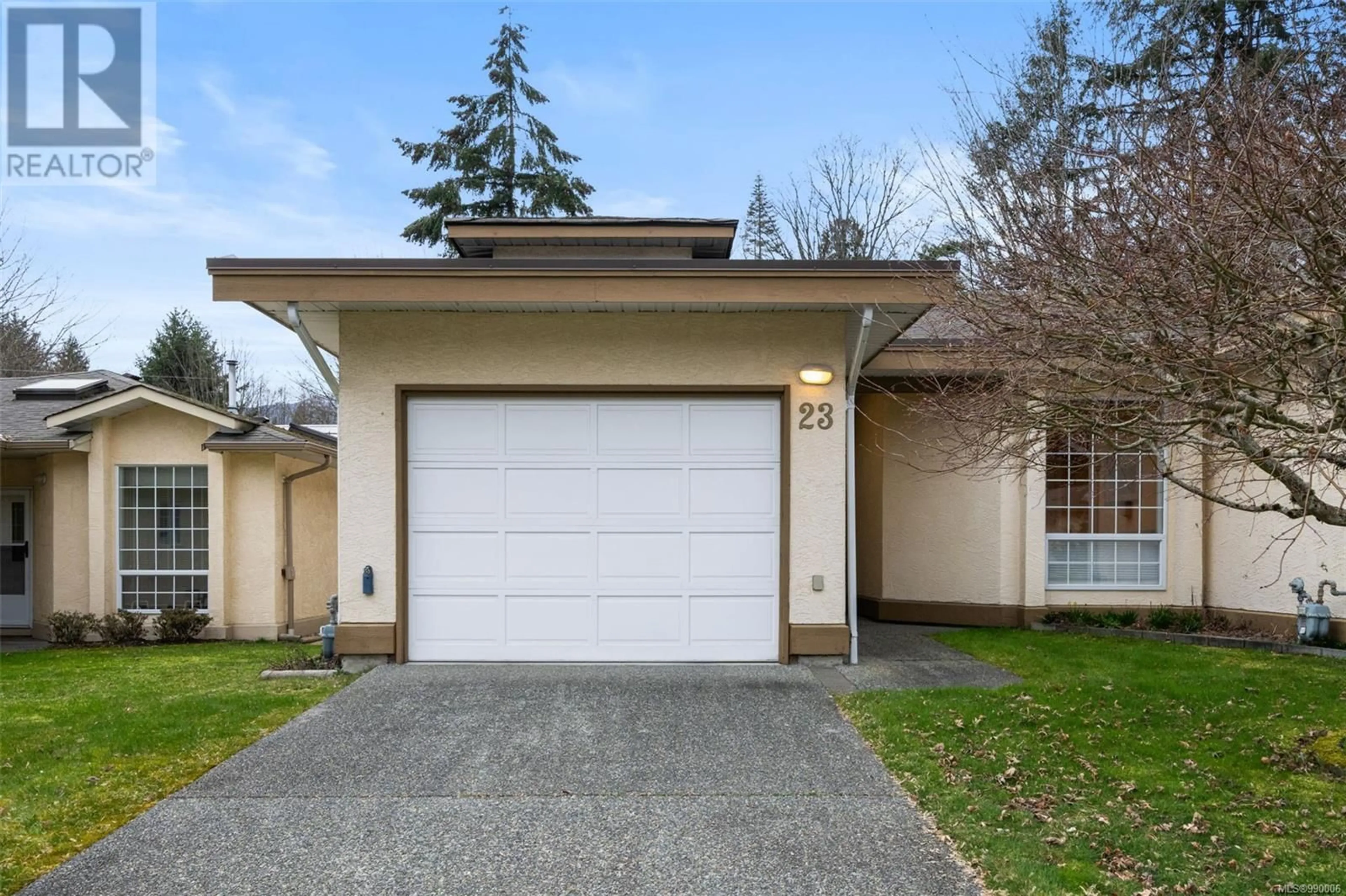 Indoor garage for 23 2979 River Rd, Chemainus British Columbia V0R1K3