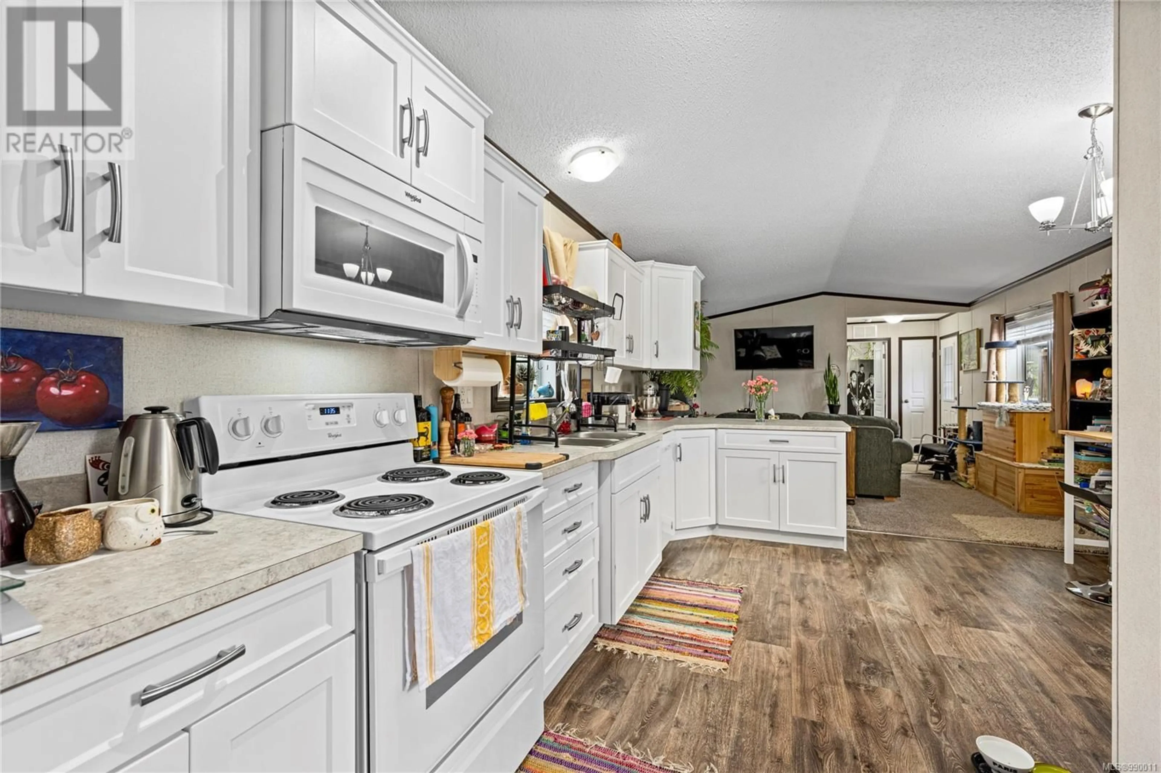 Open concept kitchen, ceramic/tile floor for 47 - 1720 WHIBLEY ROAD, Coombs British Columbia V0R1M0