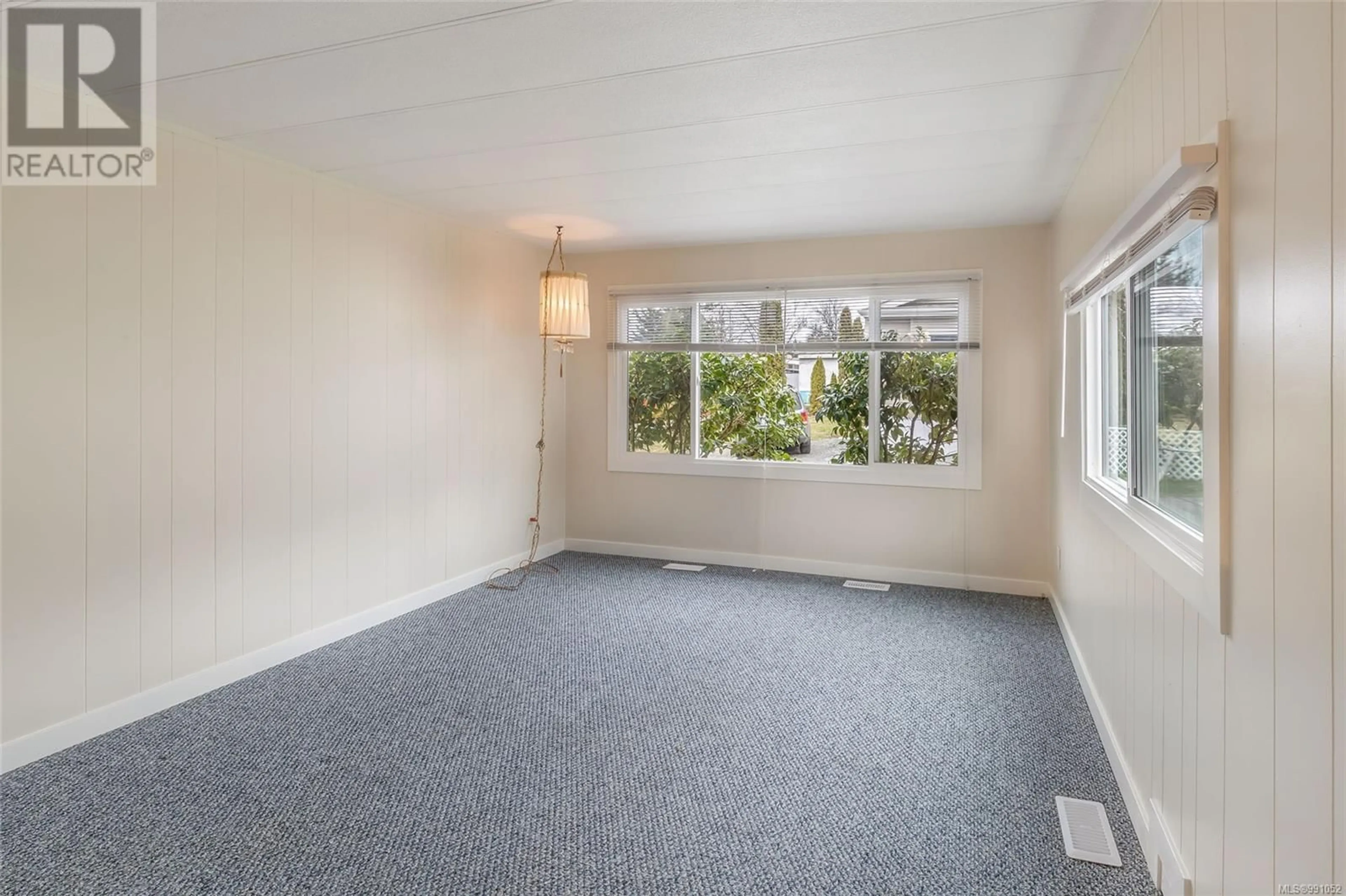 A pic of a room for 38 Honey Dr, Nanaimo British Columbia V9R5N1