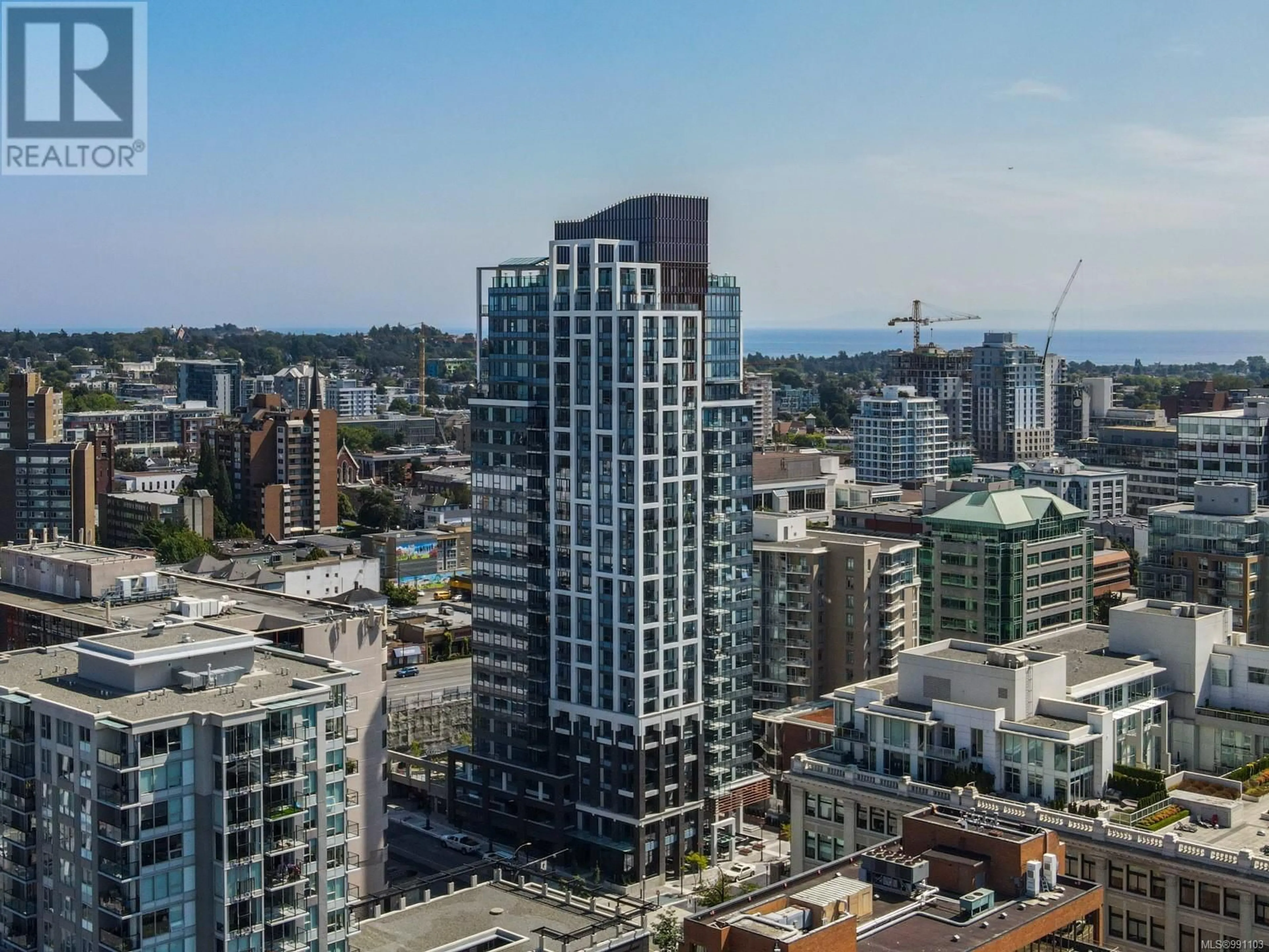 A pic from outside/outdoor area/front of a property/back of a property/a pic from drone, city buildings view from balcony for 909 777 Herald St, Victoria British Columbia V8W1S5