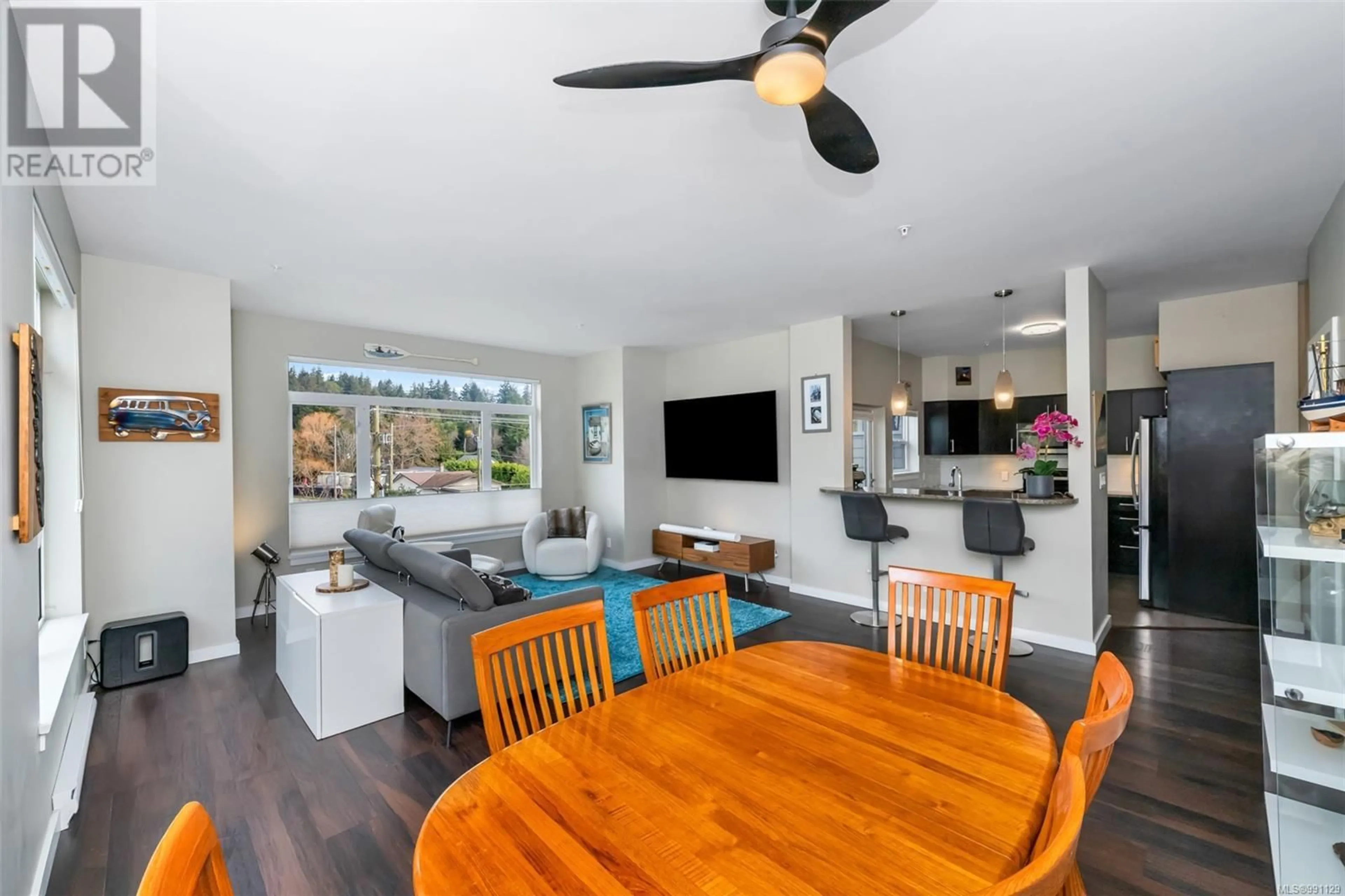 Open concept kitchen, unknown for 300 - 591 LATORIA ROAD, Colwood British Columbia V9C2Z9