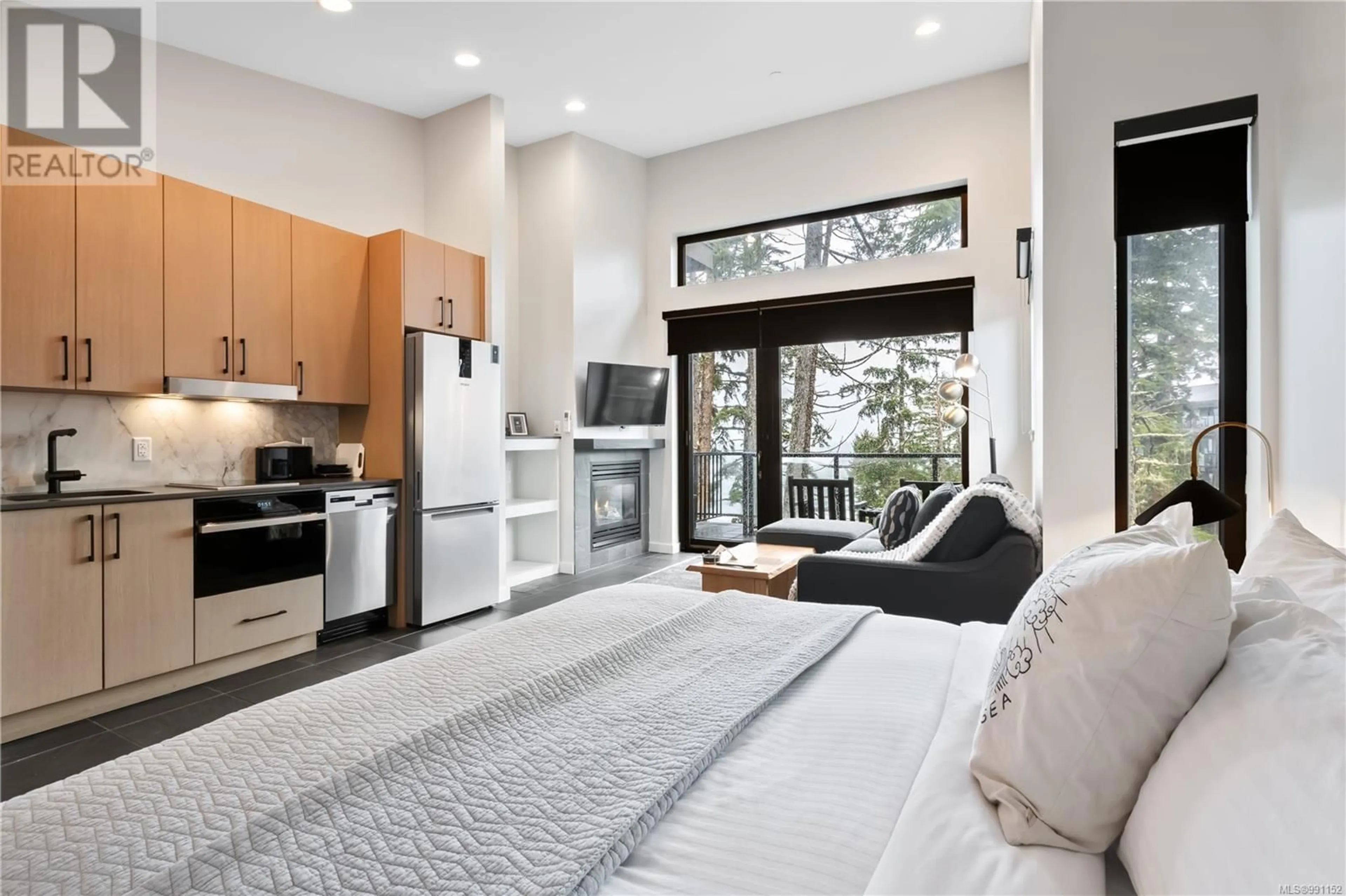 Open concept kitchen, unknown for 1204 - 596 MARINE DRIVE, Ucluelet British Columbia V0R3A0