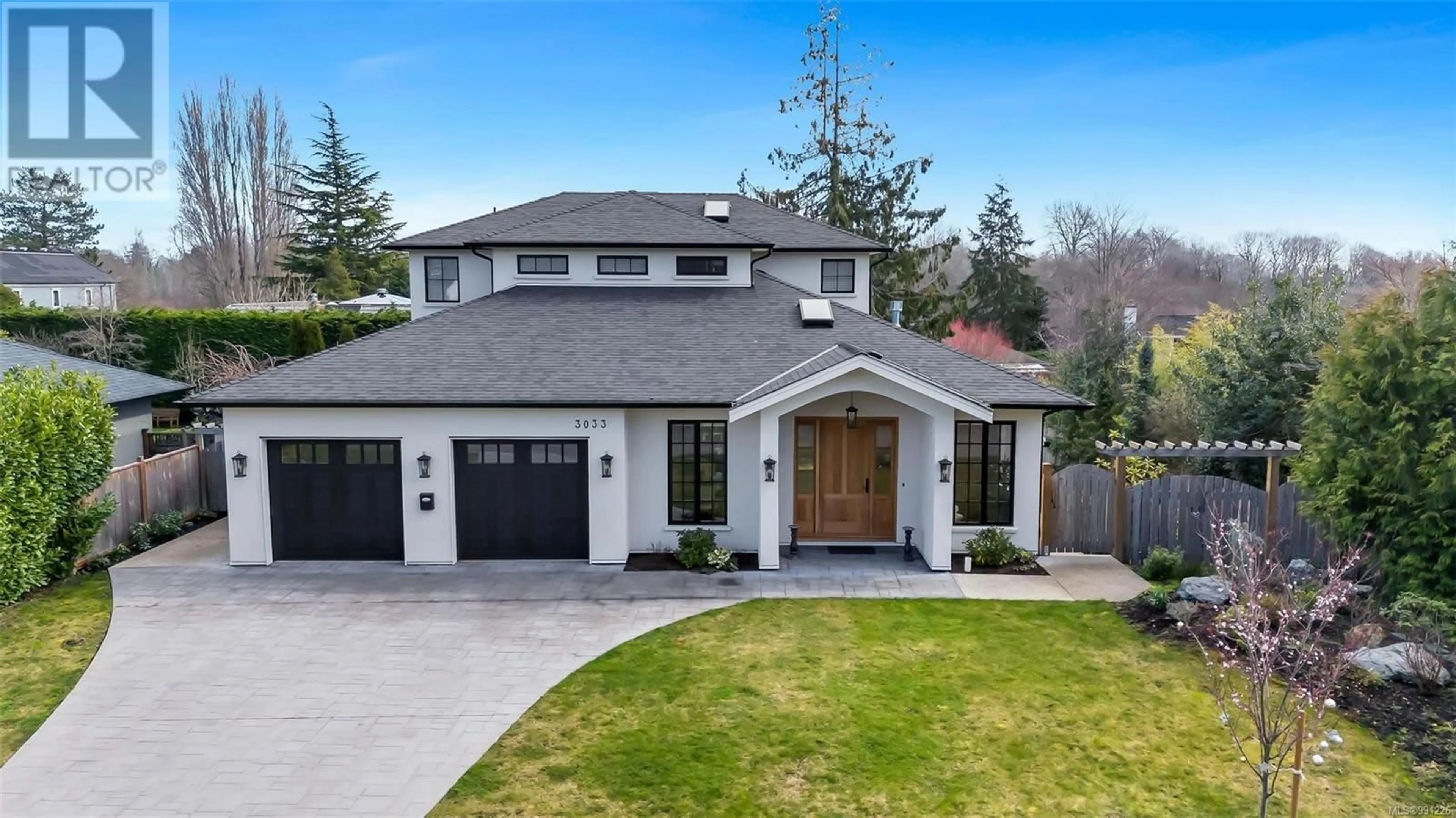 Home with brick exterior material, street for 3033 DEVON ROAD, Oak Bay British Columbia V8R6C8