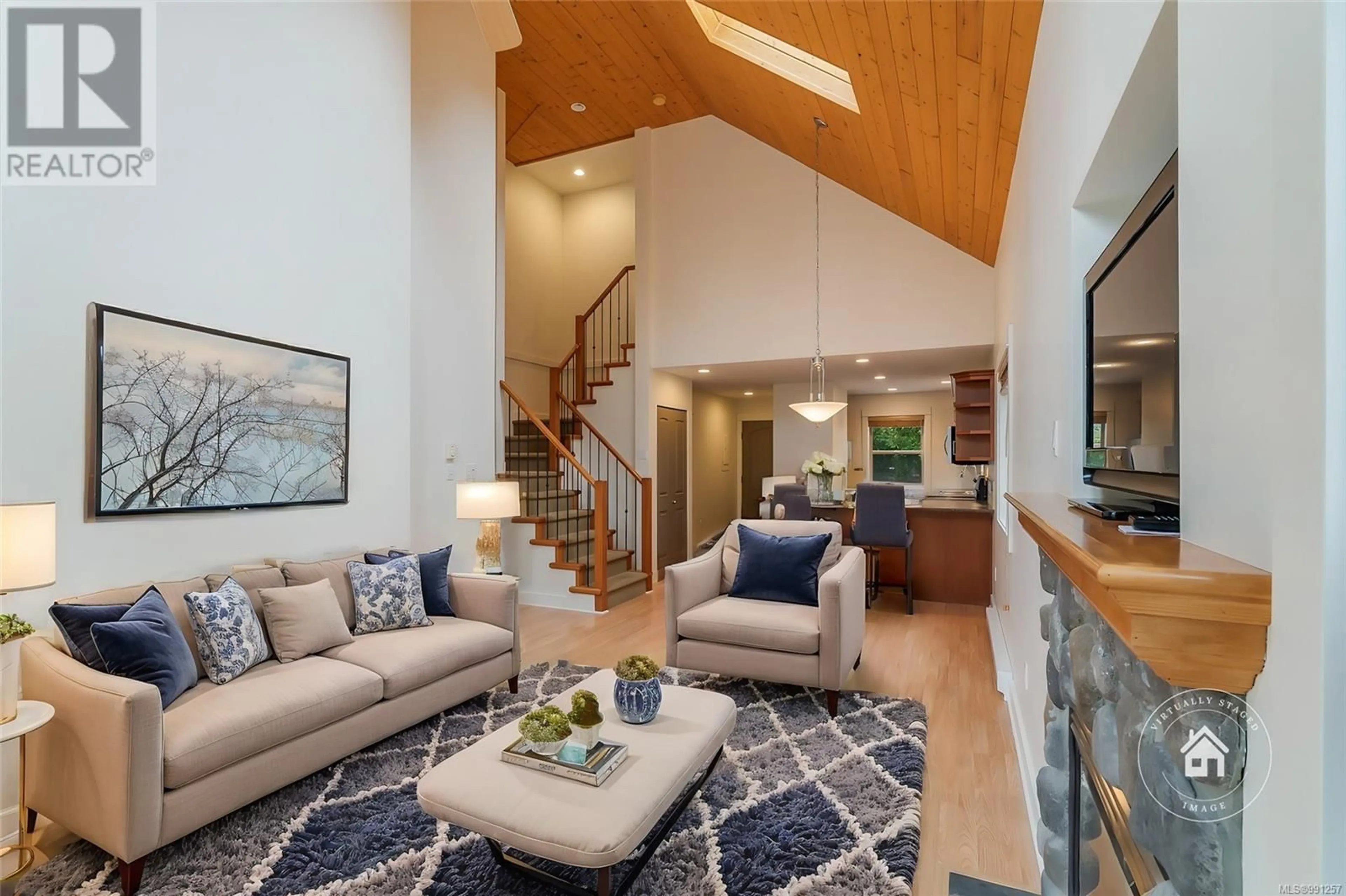 Living room with furniture, unknown for 143 - 1080 RESORT DRIVE, Parksville British Columbia V9P2E3