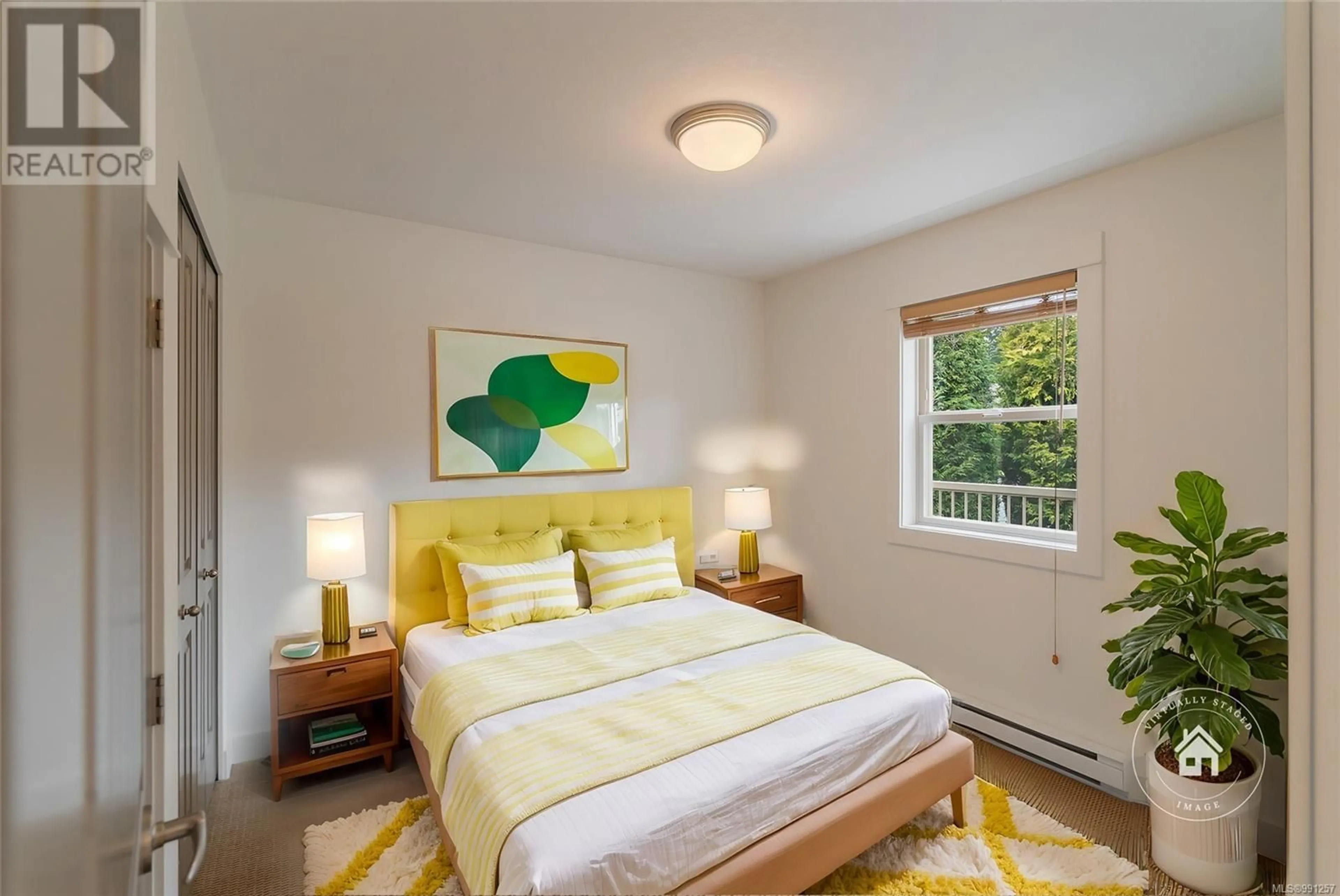Bedroom with bed, unknown for 143 - 1080 RESORT DRIVE, Parksville British Columbia V9P2E3