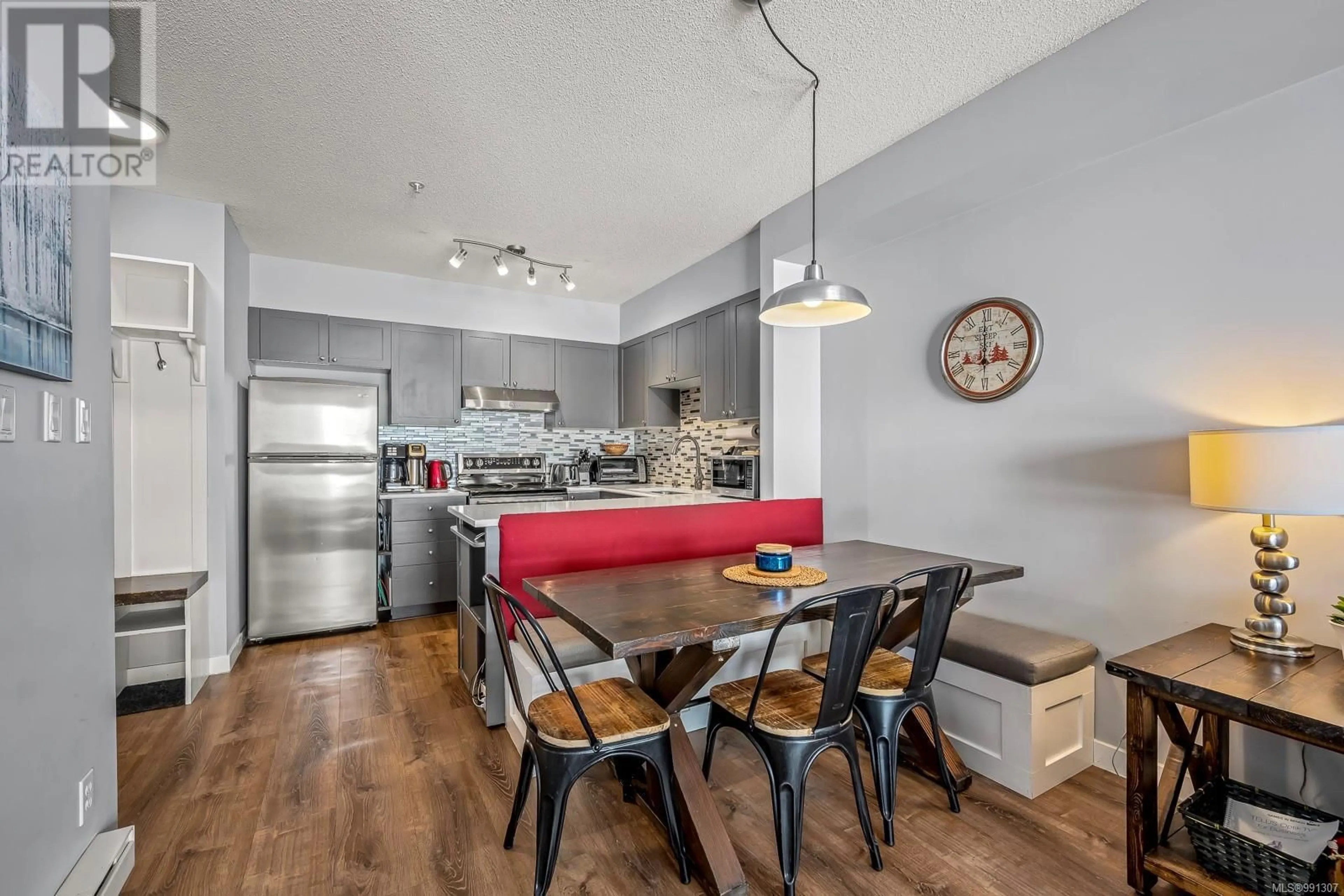Open concept kitchen, unknown for 210 - 1290 ALPINE ROAD, Courtenay British Columbia V9J1S0