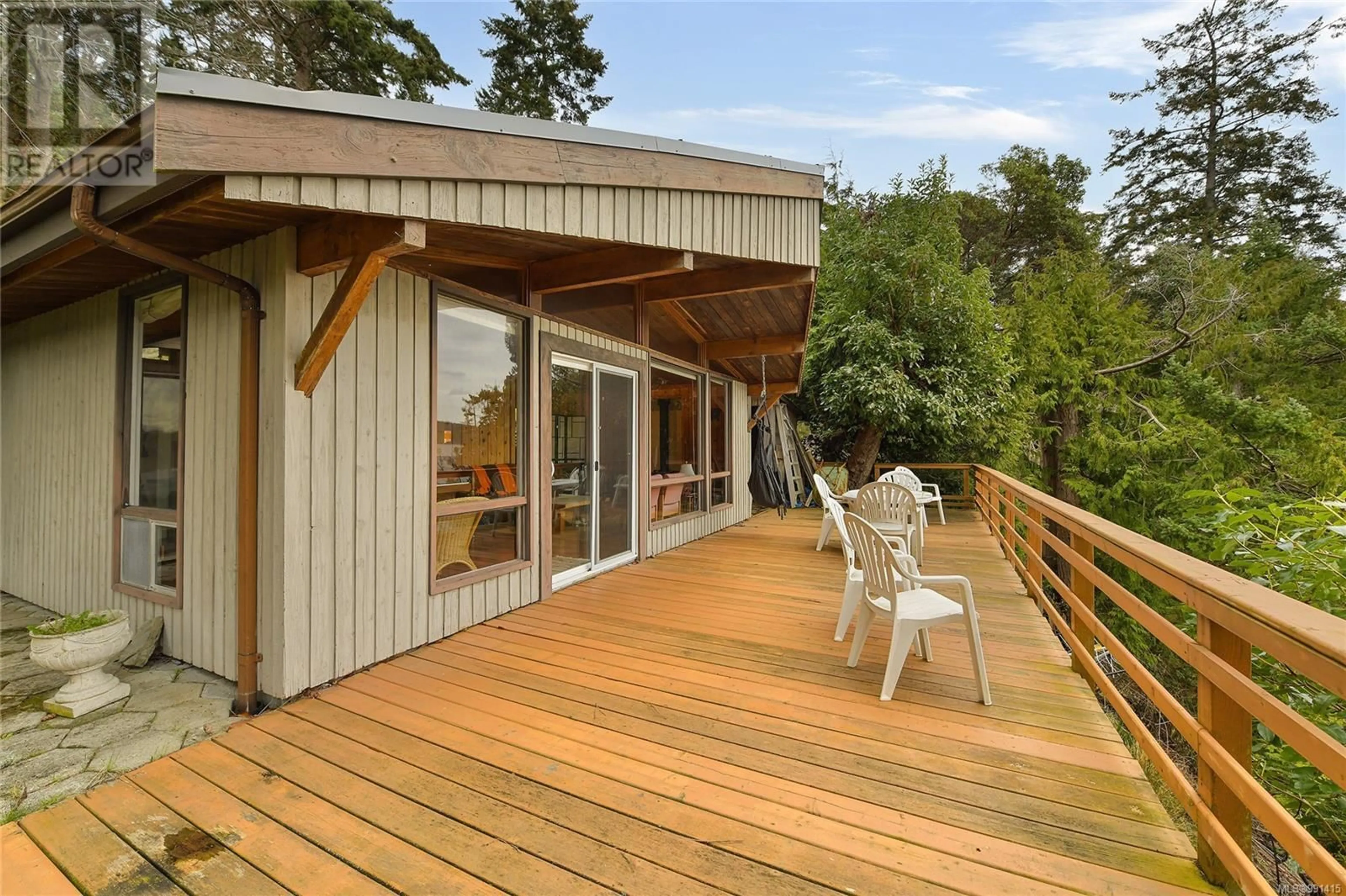 Patio, water/lake/river/ocean view for 524 Bay Trnabt, Mayne Island British Columbia V0N2J2