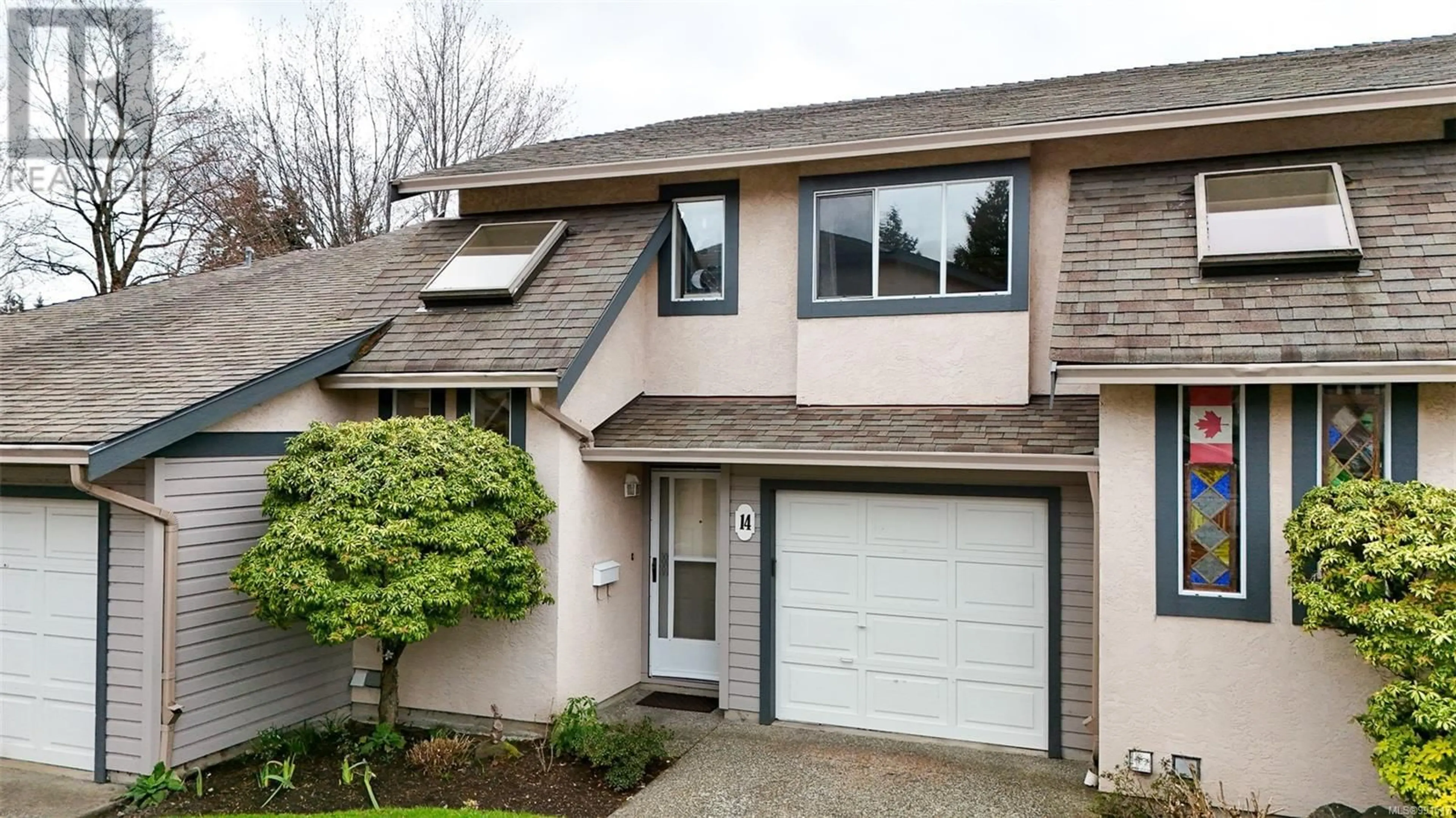 Home with vinyl exterior material, street for 14 515 Mount View Ave, Colwood British Columbia V9B2B2