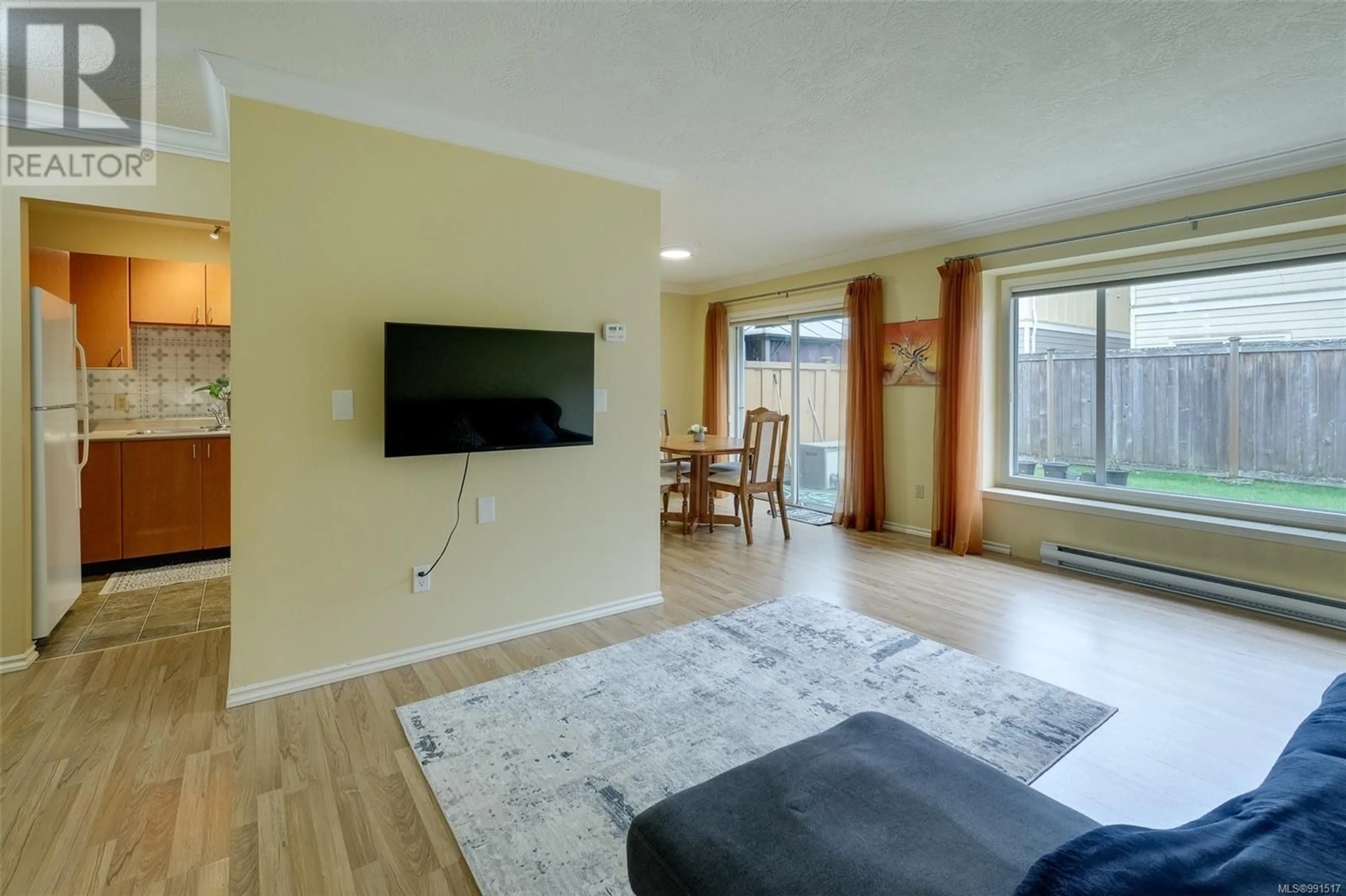 Living room with furniture, unknown for 14 515 Mount View Ave, Colwood British Columbia V9B2B2