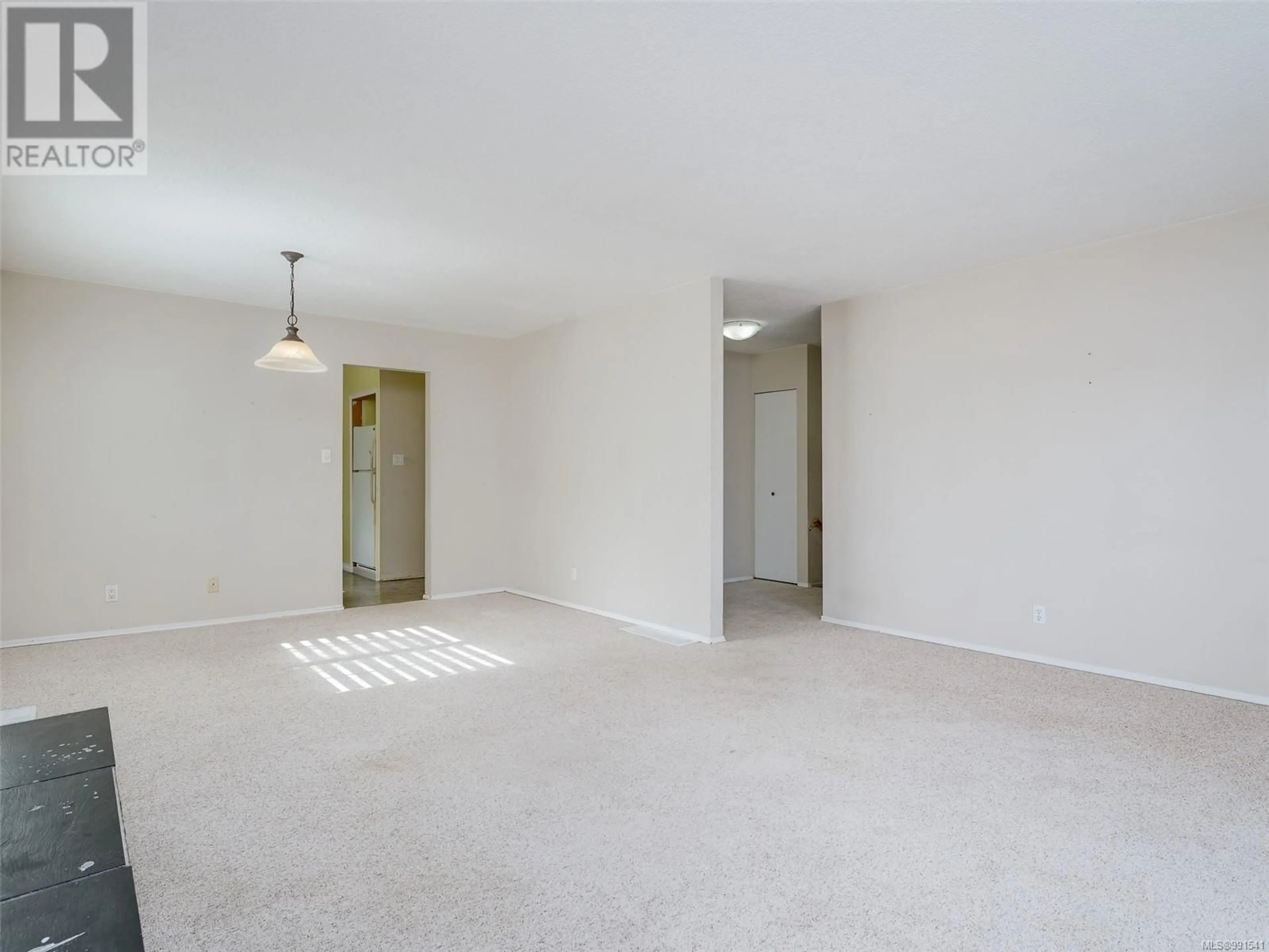 A pic of a room for 10326 Gabriola Pl, Sidney British Columbia V8L3J8