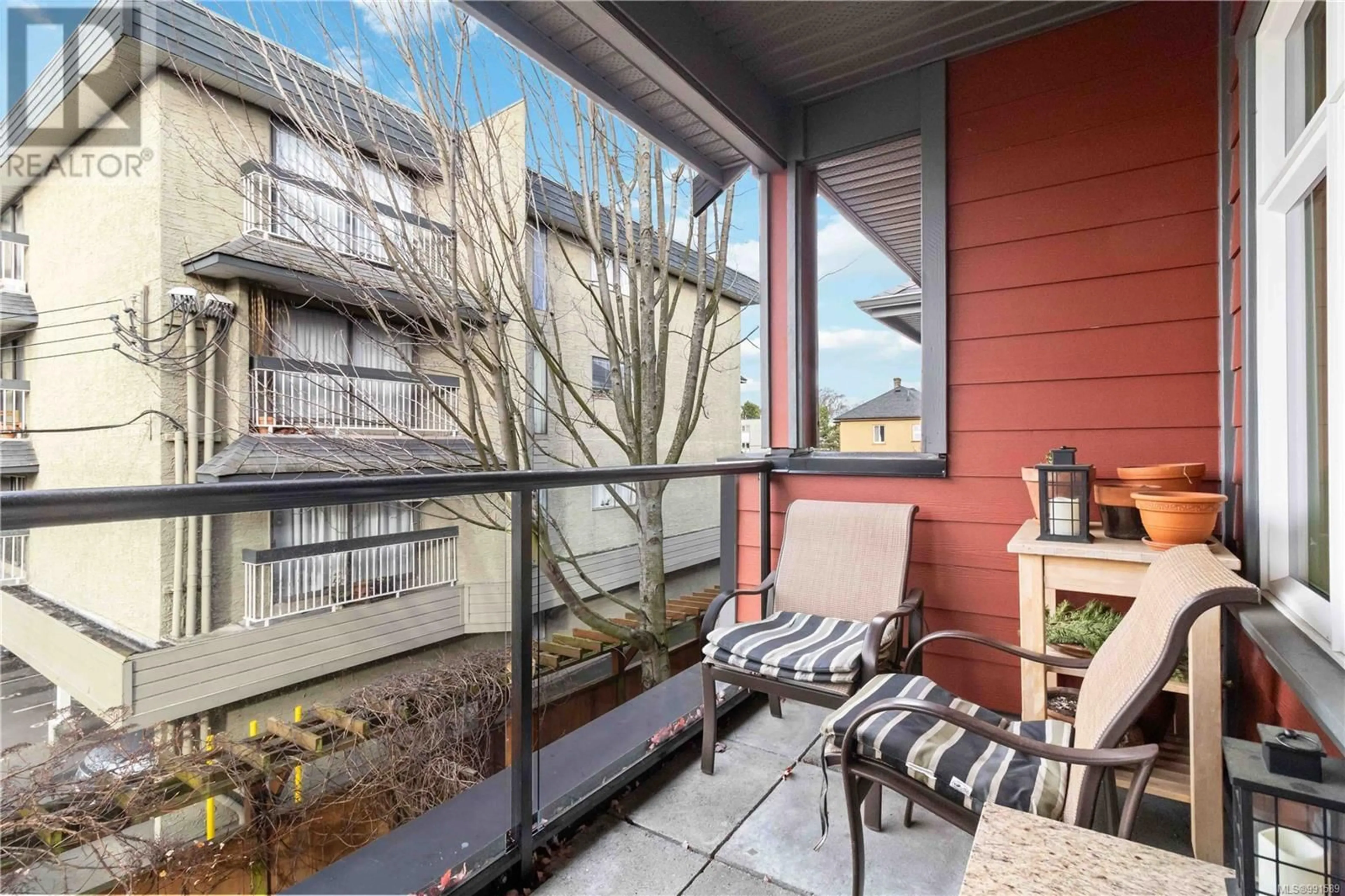 Patio, unknown for 1 - 920 CALEDONIA AVENUE, Victoria British Columbia V8T1E8