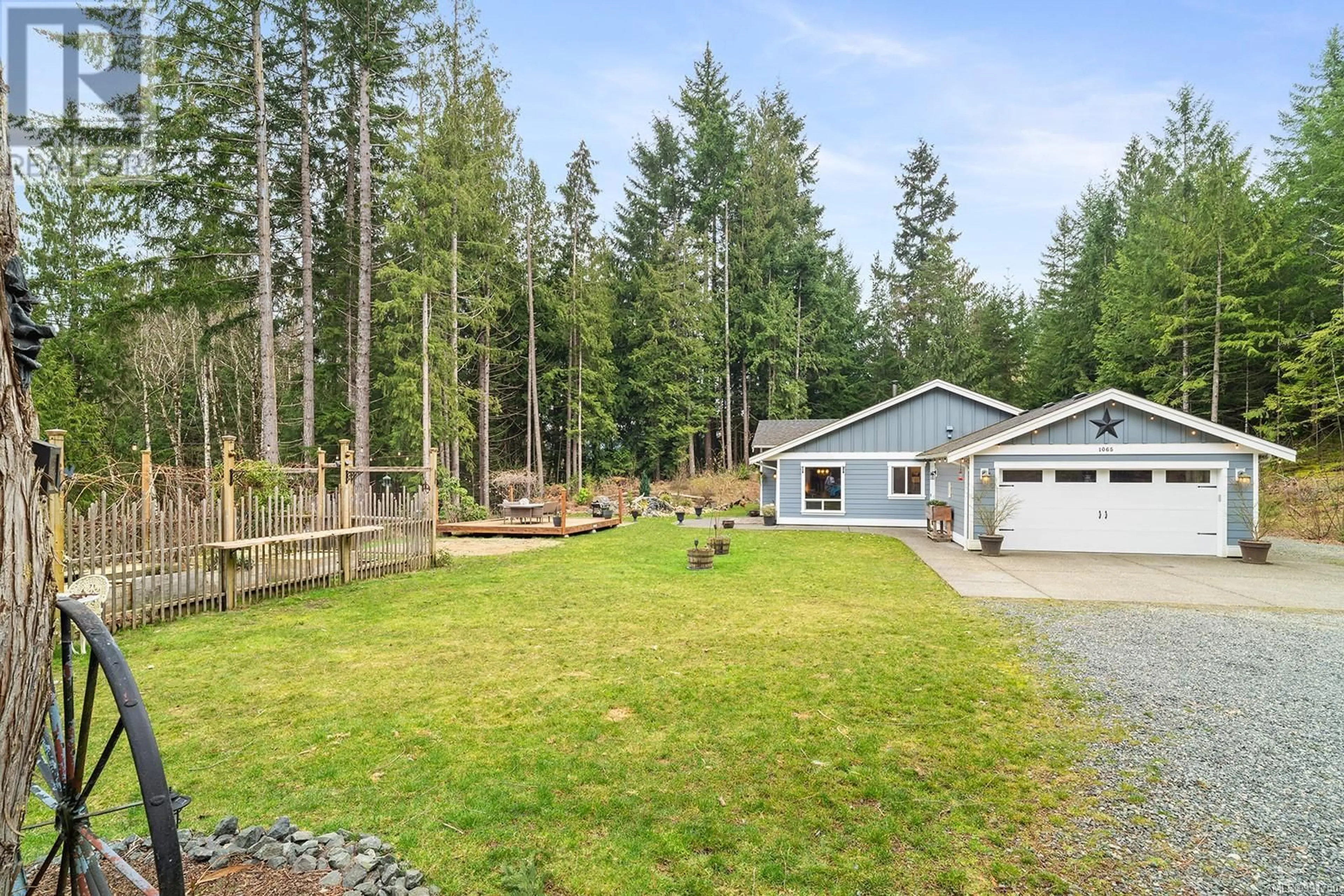 A pic from outside/outdoor area/front of a property/back of a property/a pic from drone, unknown for 1065 SPIDER LAKE ROAD, Qualicum Beach British Columbia V9K2L7
