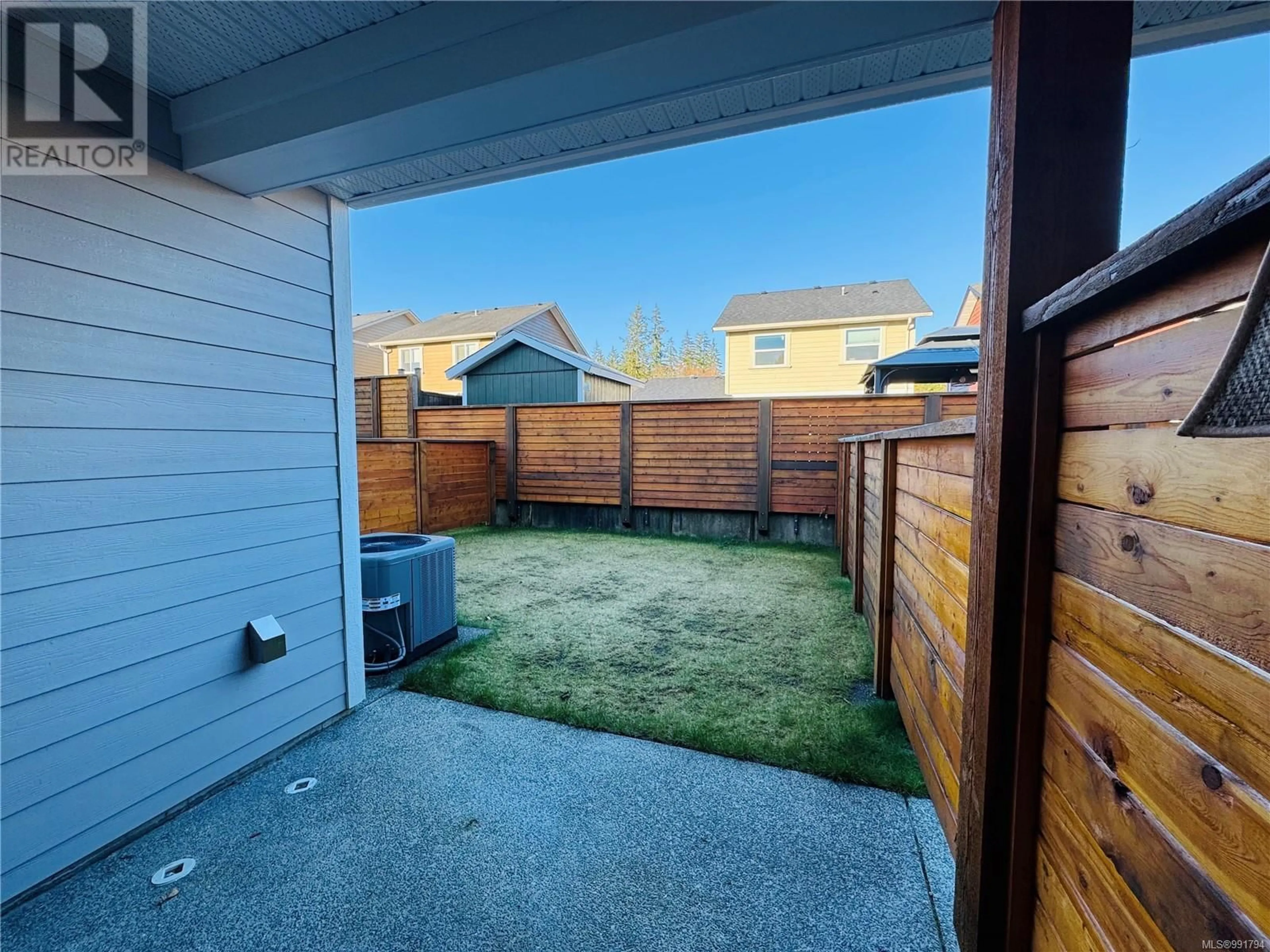 Patio, street for 25 - 1090 EVERGREEN ROAD, Campbell River British Columbia V9W3R9