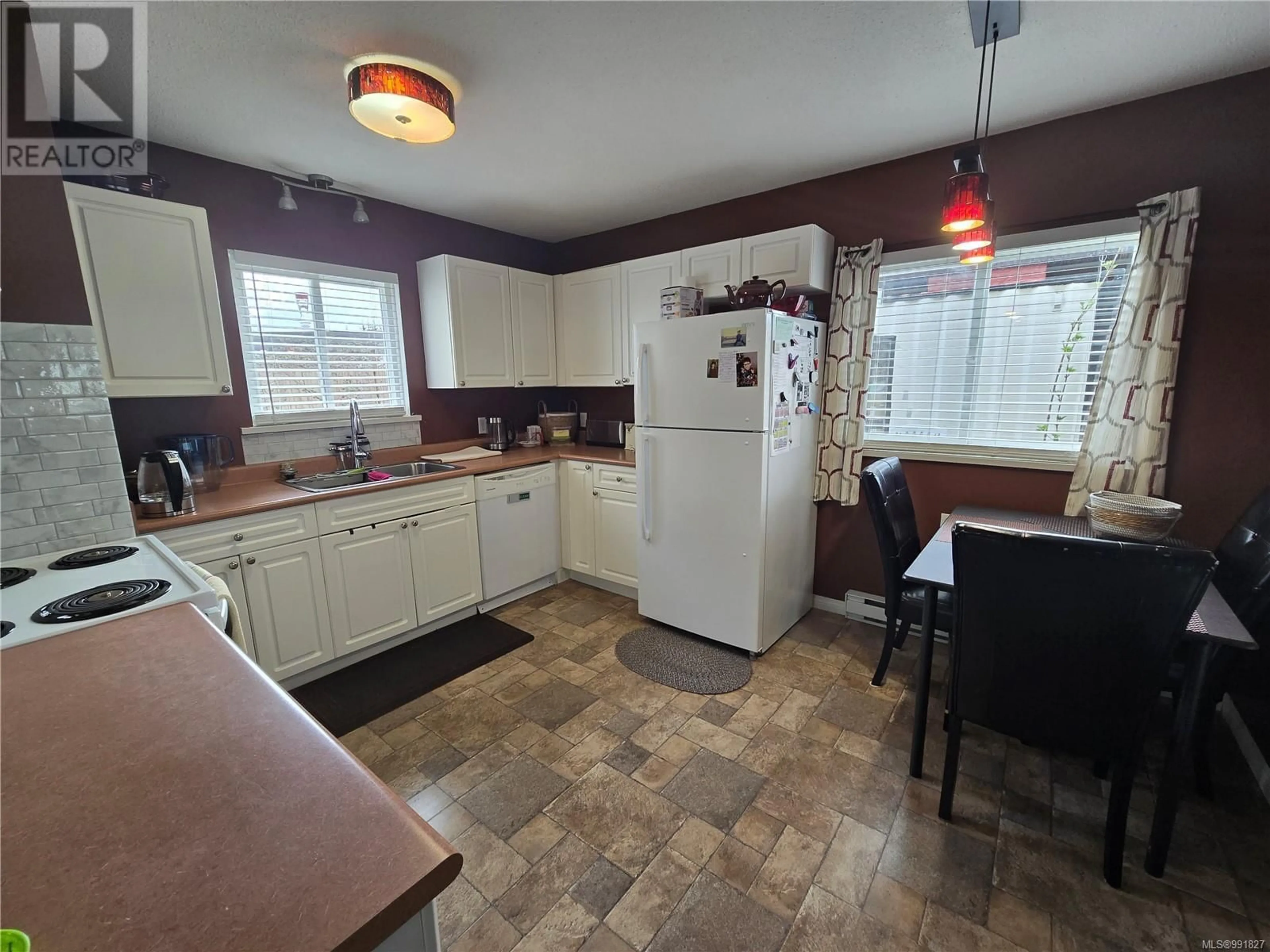 Standard kitchen, unknown for B - 9477 SCOTT STREET, Port Hardy British Columbia V0N2P0