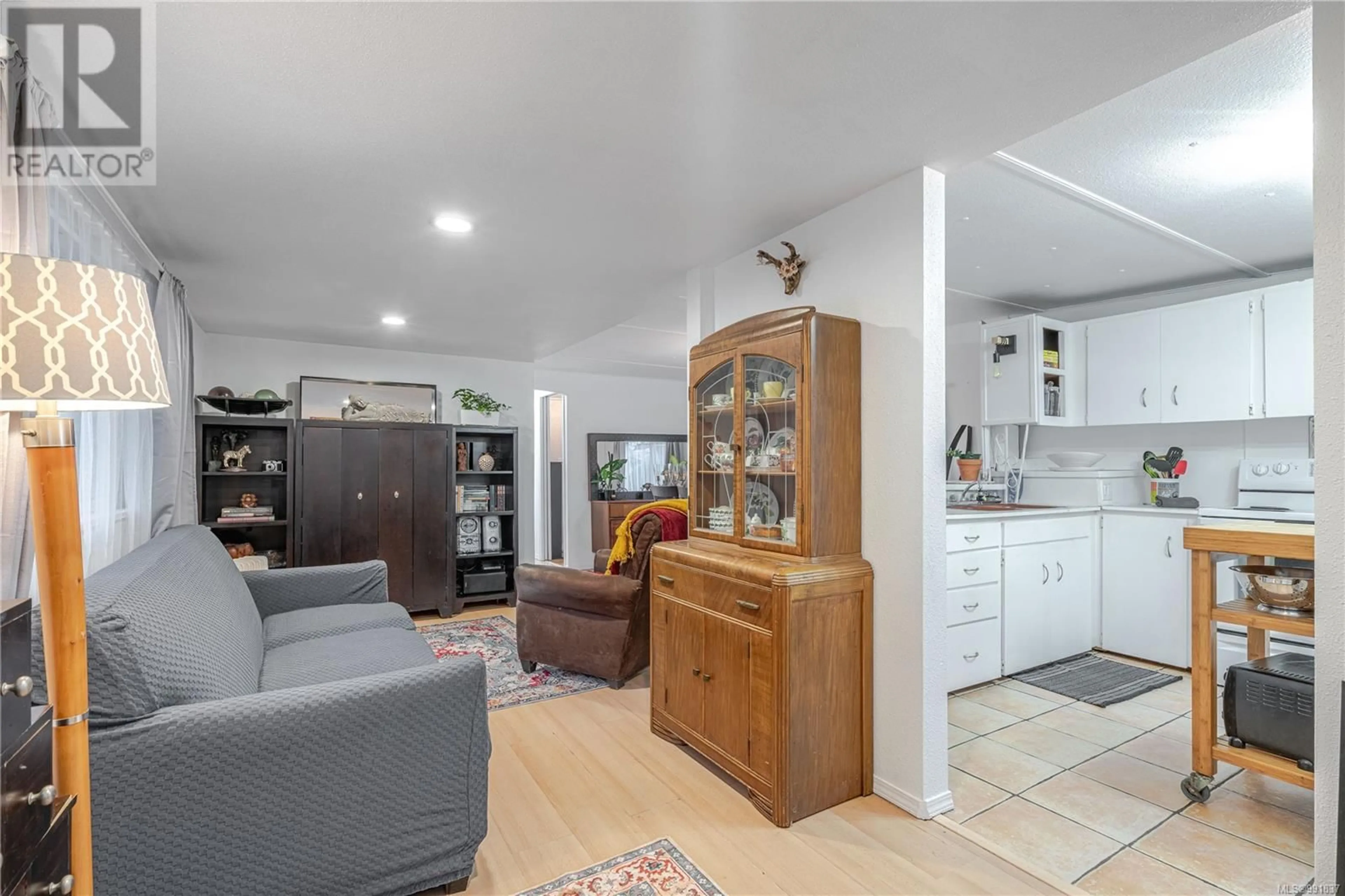 Open concept kitchen, unknown for 7 - 1201 CRAIGFLOWER ROAD, View Royal British Columbia V9A2X9