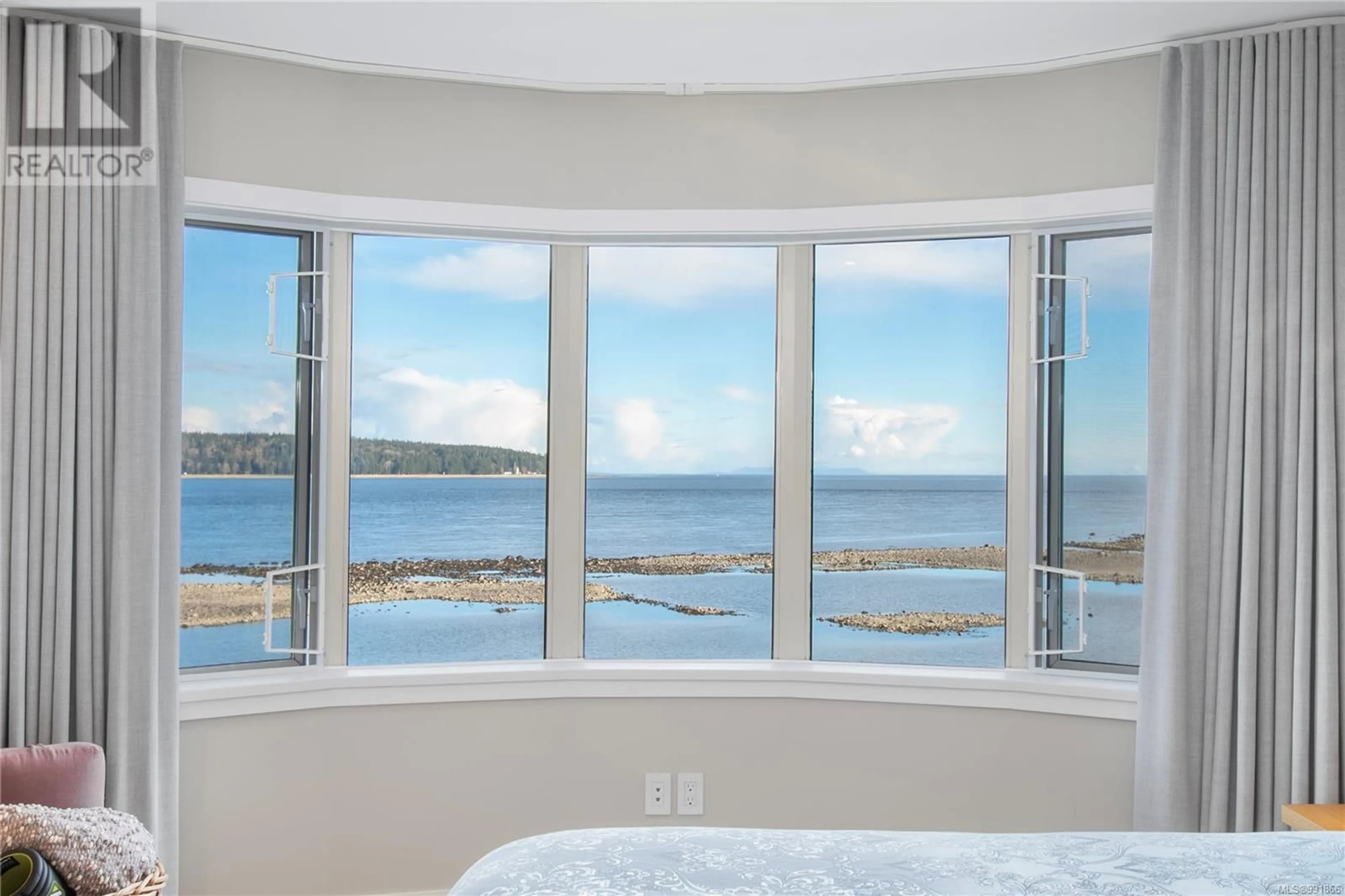 A pic of a room for 2304 - 27 ISLAND HIGHWAY, Campbell River British Columbia V9W1A2