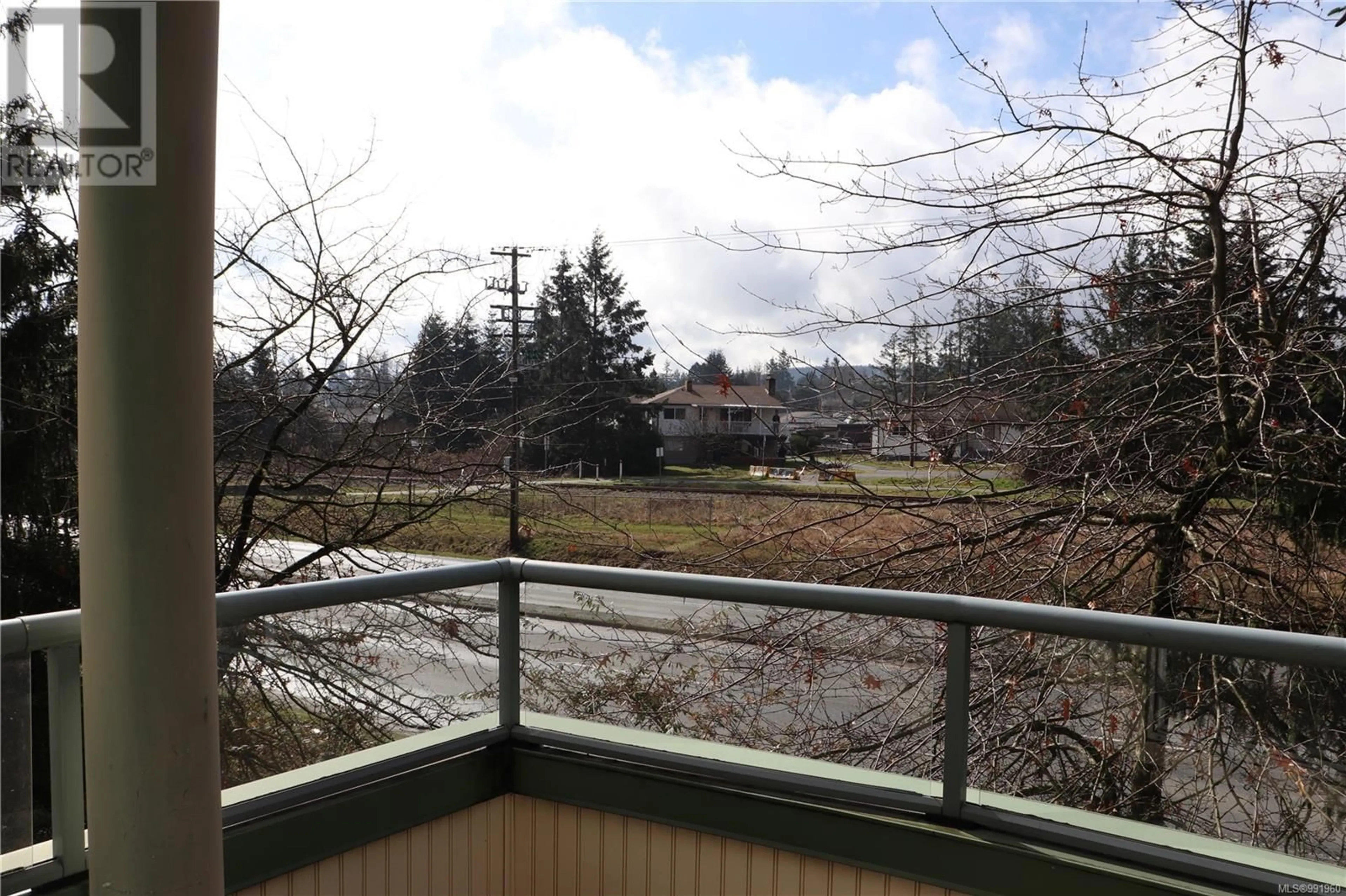 Patio, water/lake/river/ocean view for 416 - 1685 ESTEVAN ROAD, Nanaimo British Columbia V9S5V9