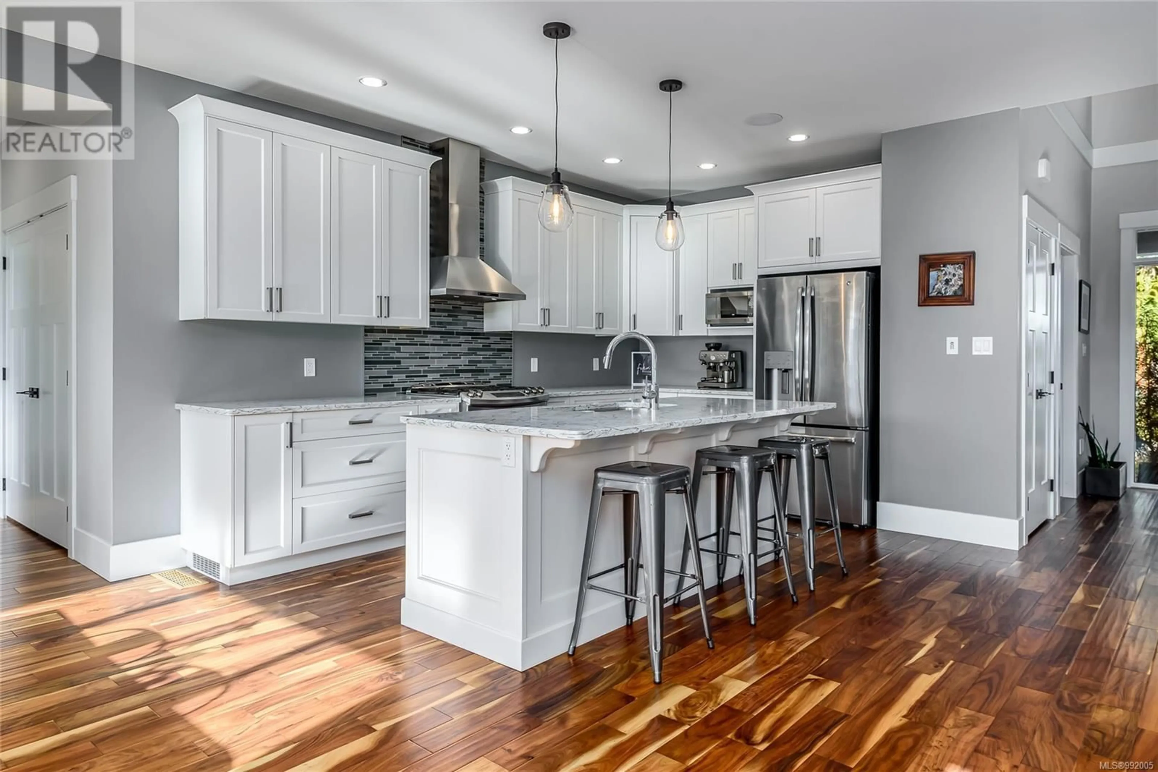 Open concept kitchen, unknown for 2969 CASCARA CRESCENT, Courtenay British Columbia V9N4B8