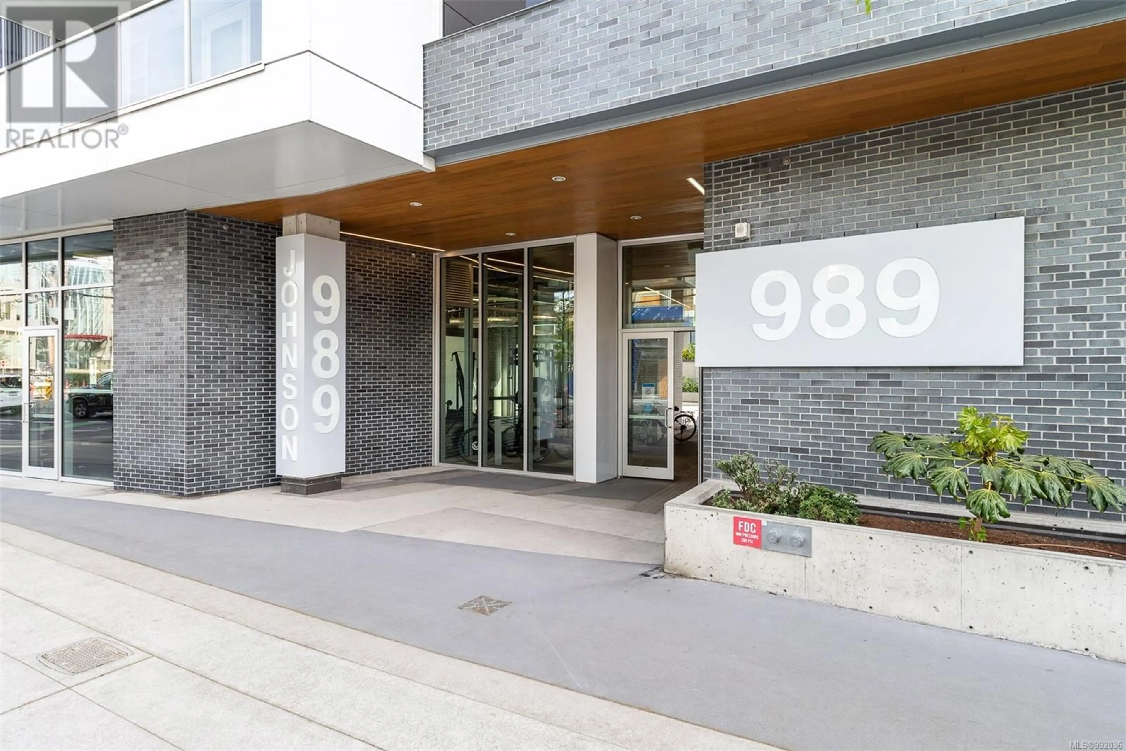 Unknown for 902 - 989 JOHNSON STREET, Victoria British Columbia V8V0E3