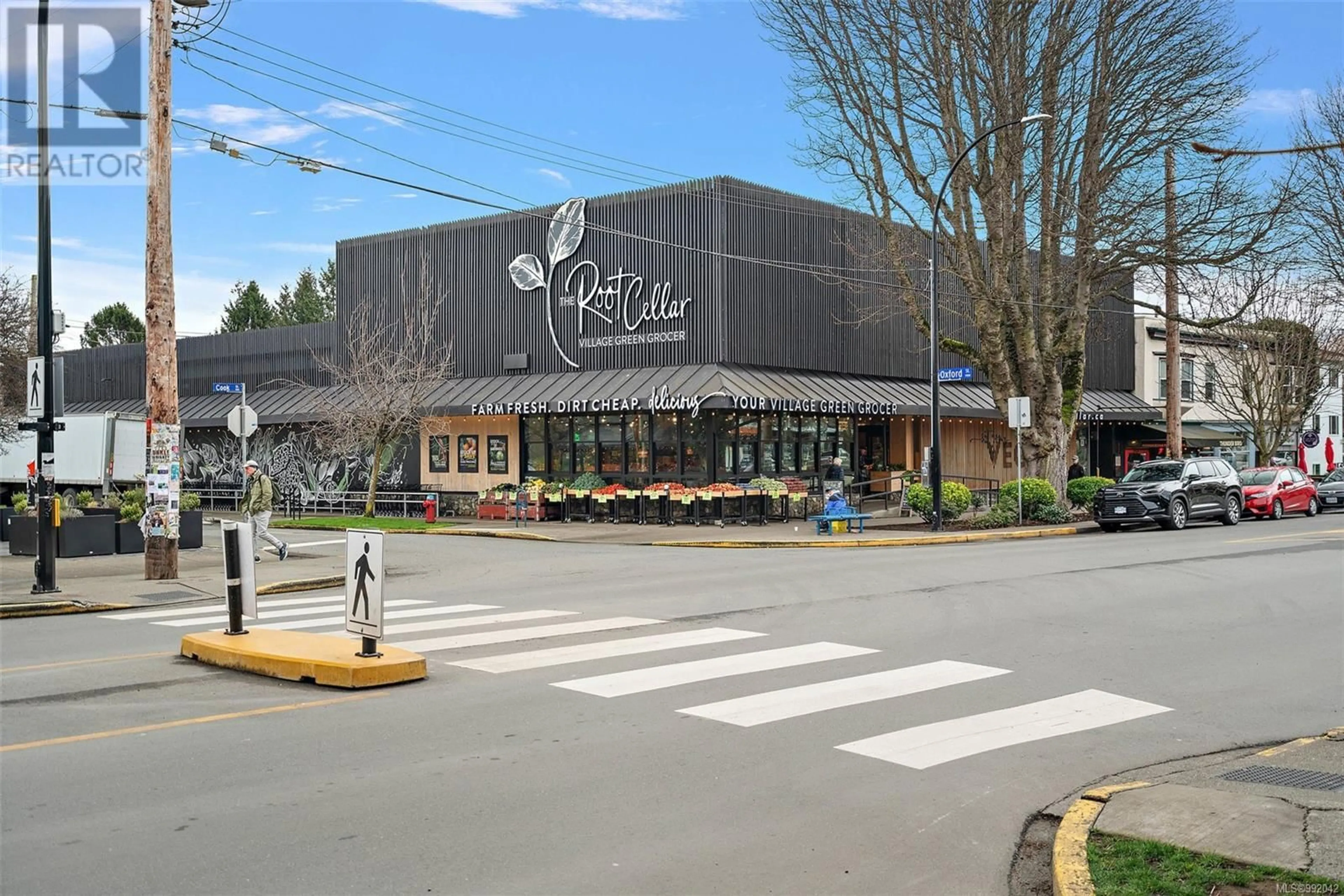 Patio, street for 314 - 964 HEYWOOD AVENUE, Victoria British Columbia V8V2Y5
