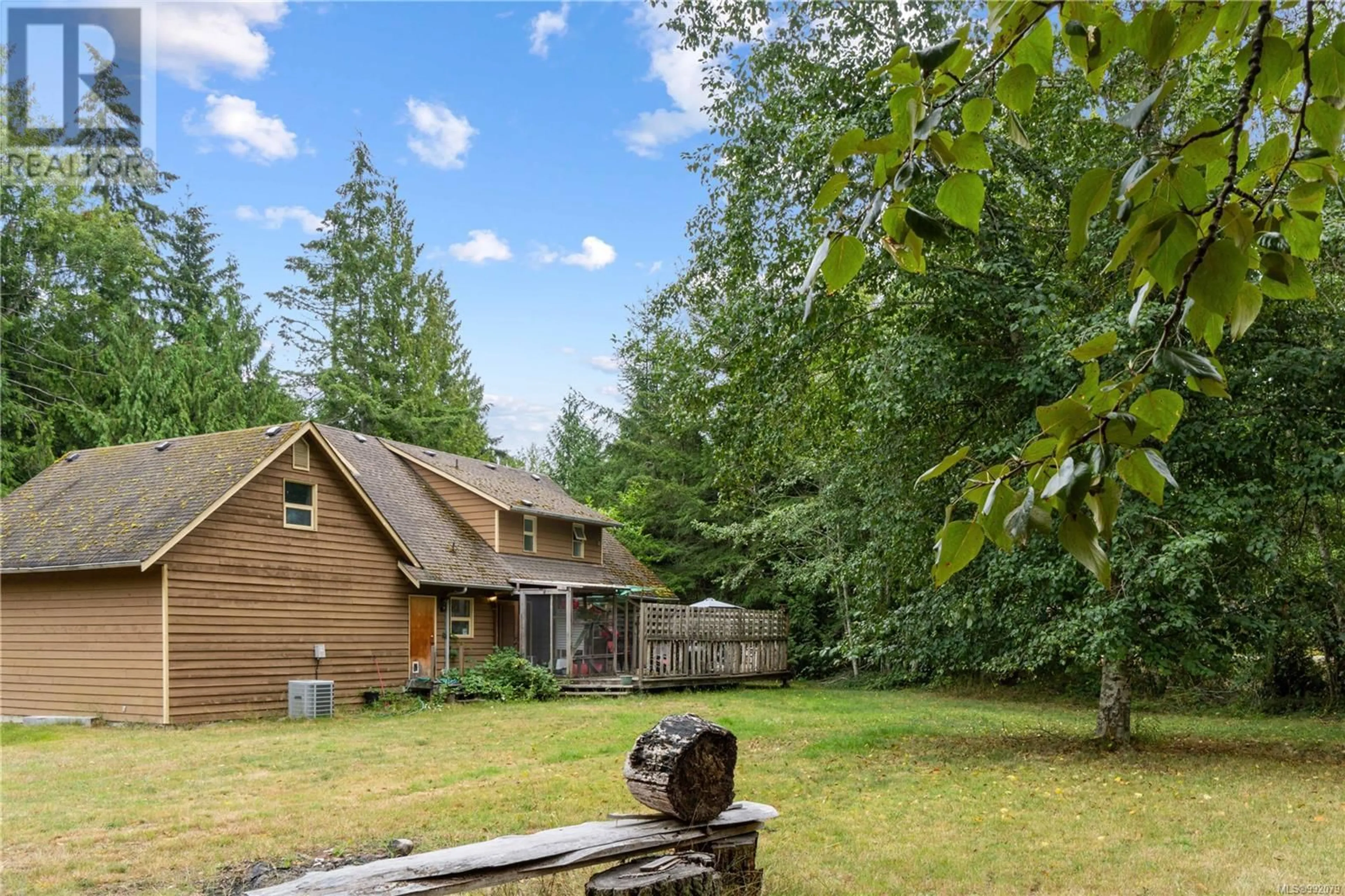 A pic from outside/outdoor area/front of a property/back of a property/a pic from drone, forest/trees view for 899 Qualicum Rd, Qualicum Beach British Columbia V9K1M5