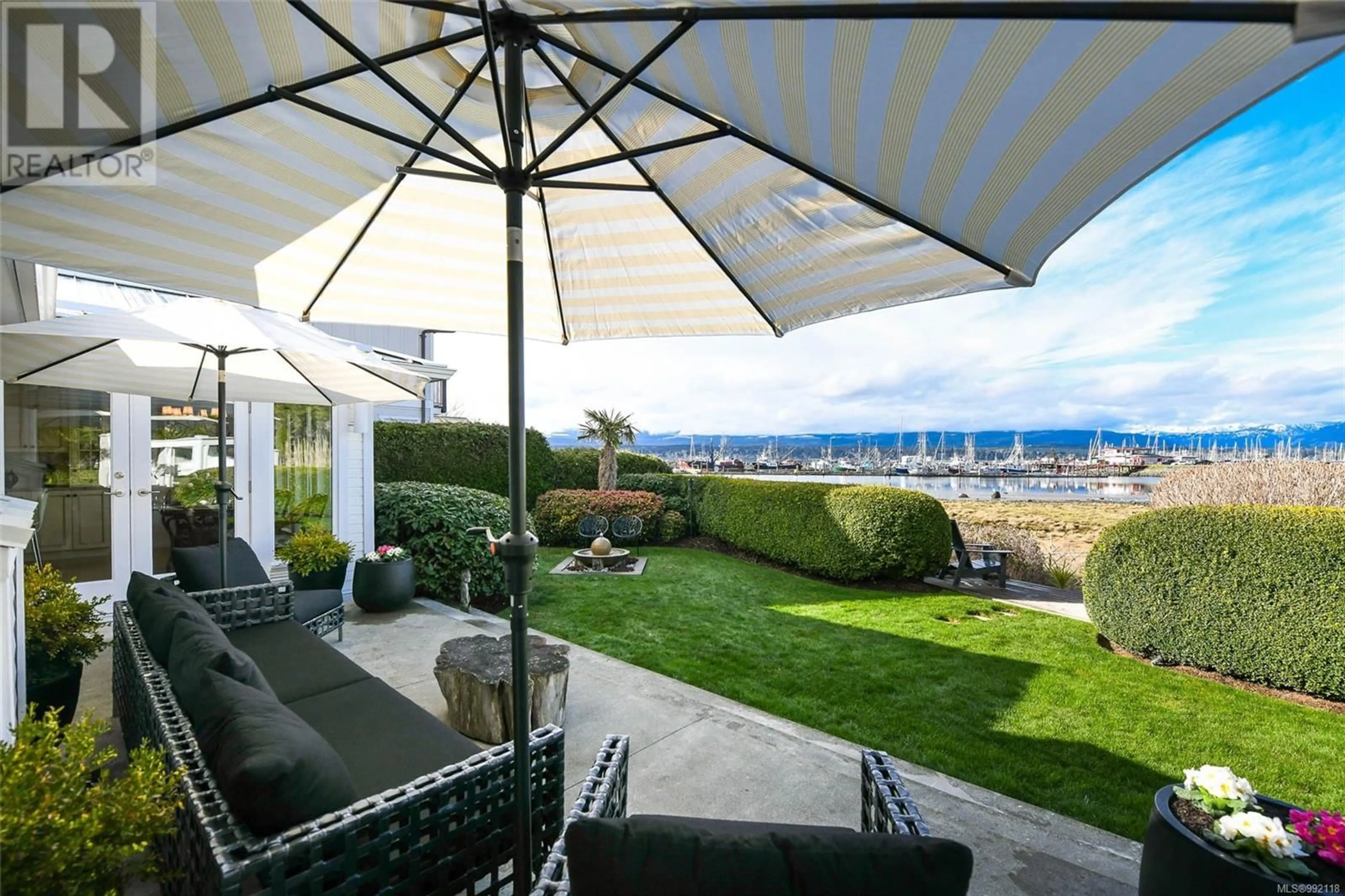 Patio, unknown for 77 JANE PLACE, Comox British Columbia V9M3N4