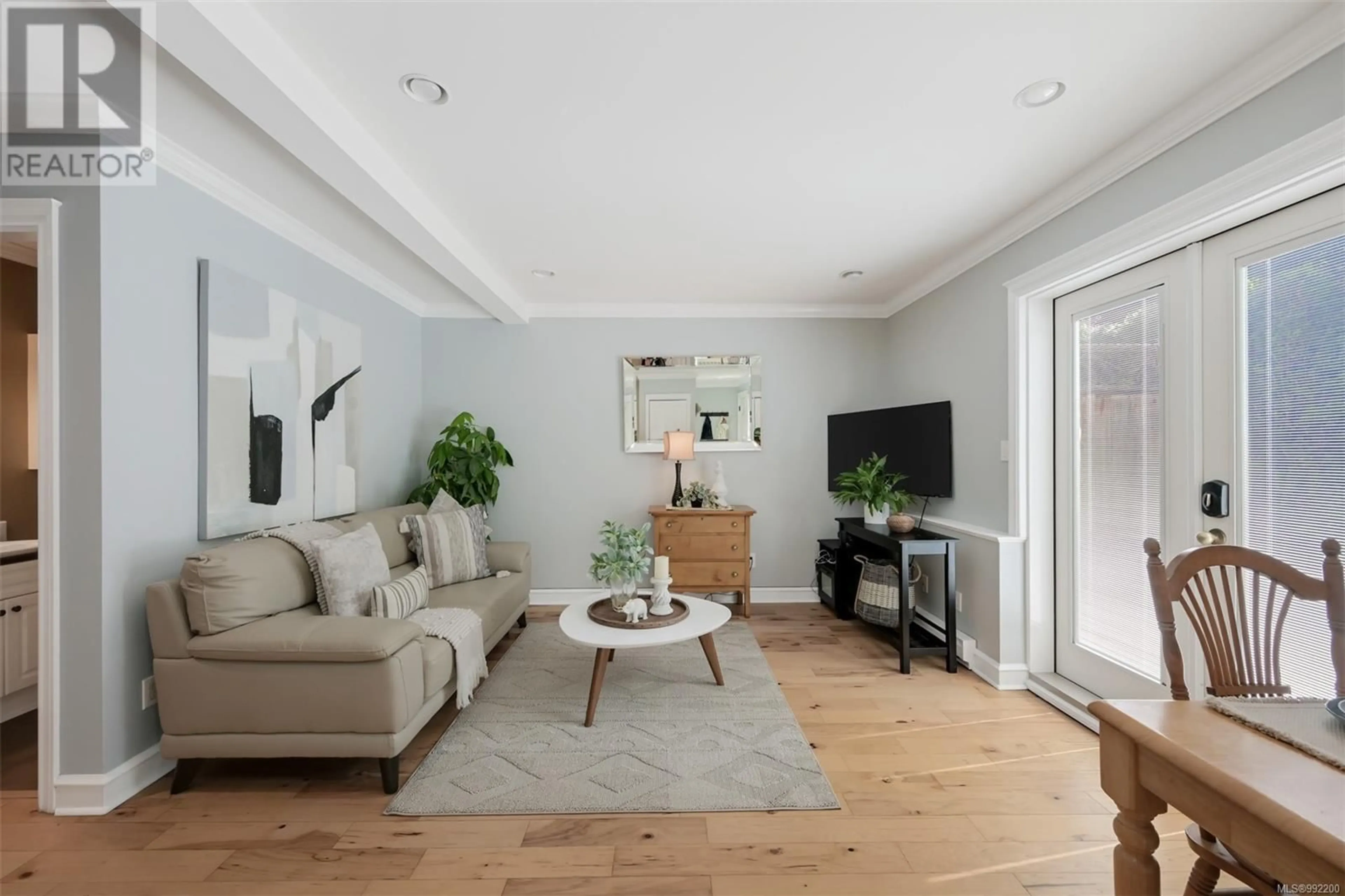 Living room with furniture, unknown for D - 142 ST. LAWRENCE STREET, Victoria British Columbia V8V1X8