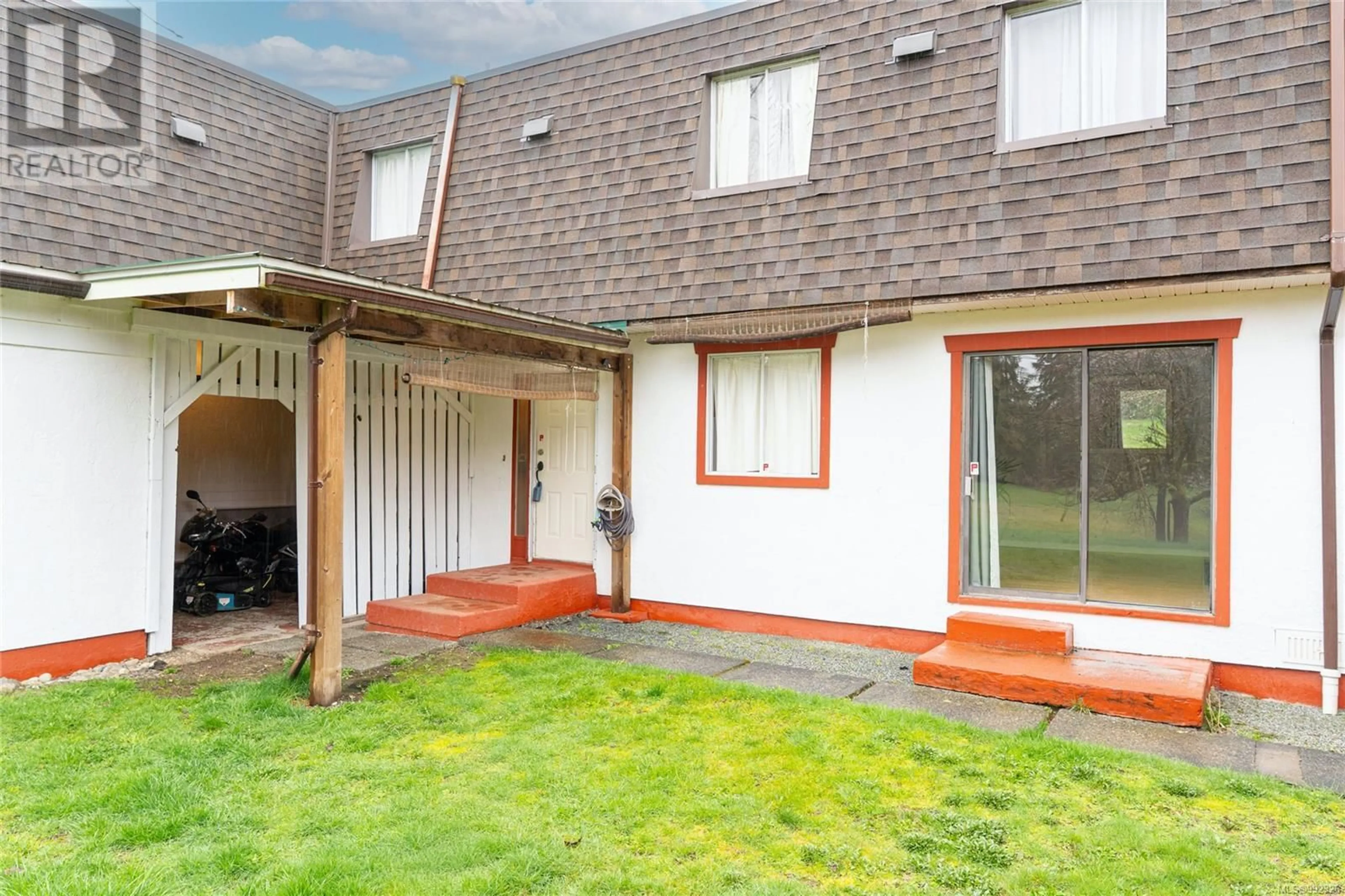 Patio, street for 6 - 3208 GIBBINS ROAD, Duncan British Columbia V9L1G8