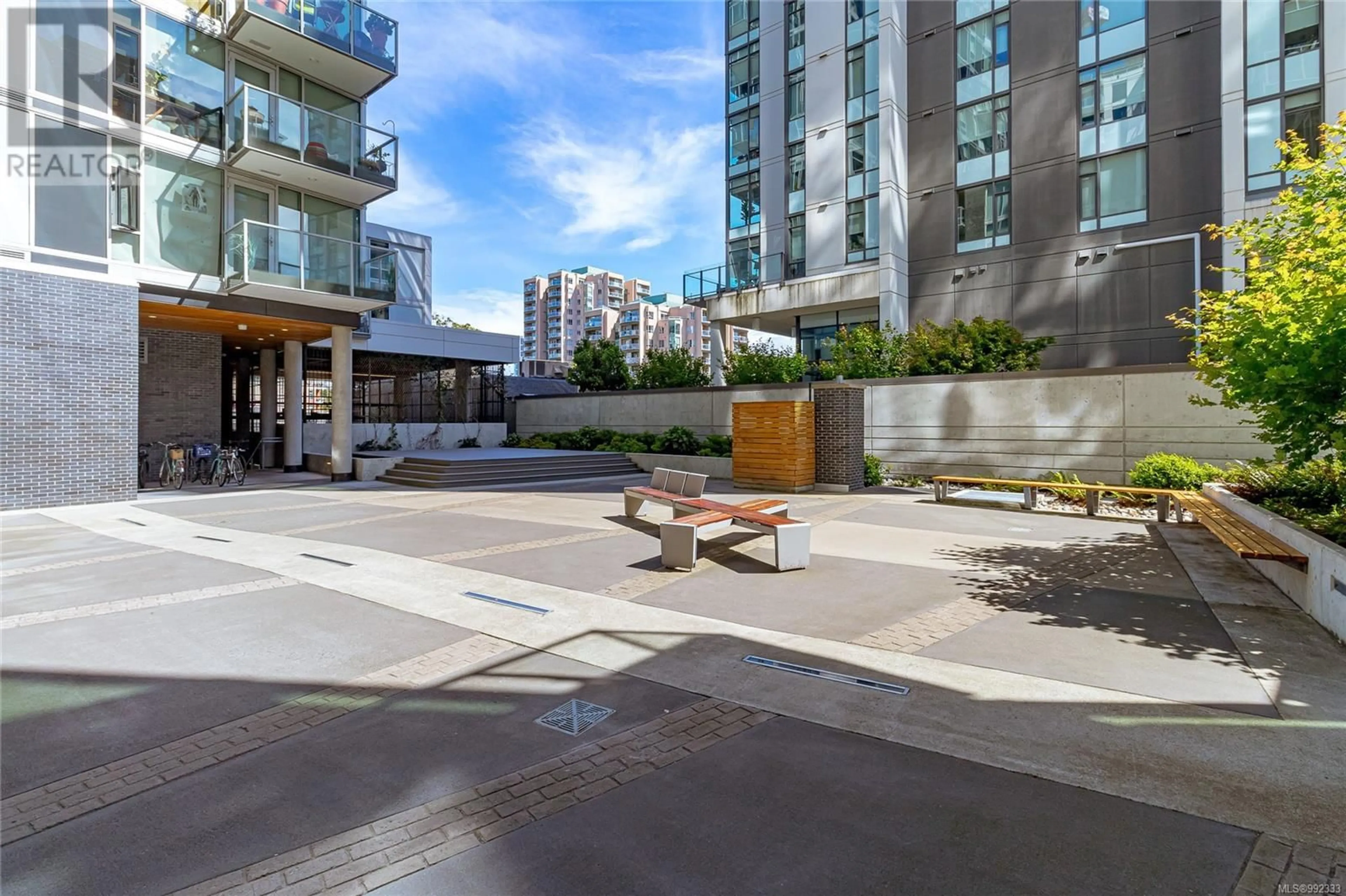 Patio, street for 205 - 989 JOHNSON STREET, Victoria British Columbia V8V0E3