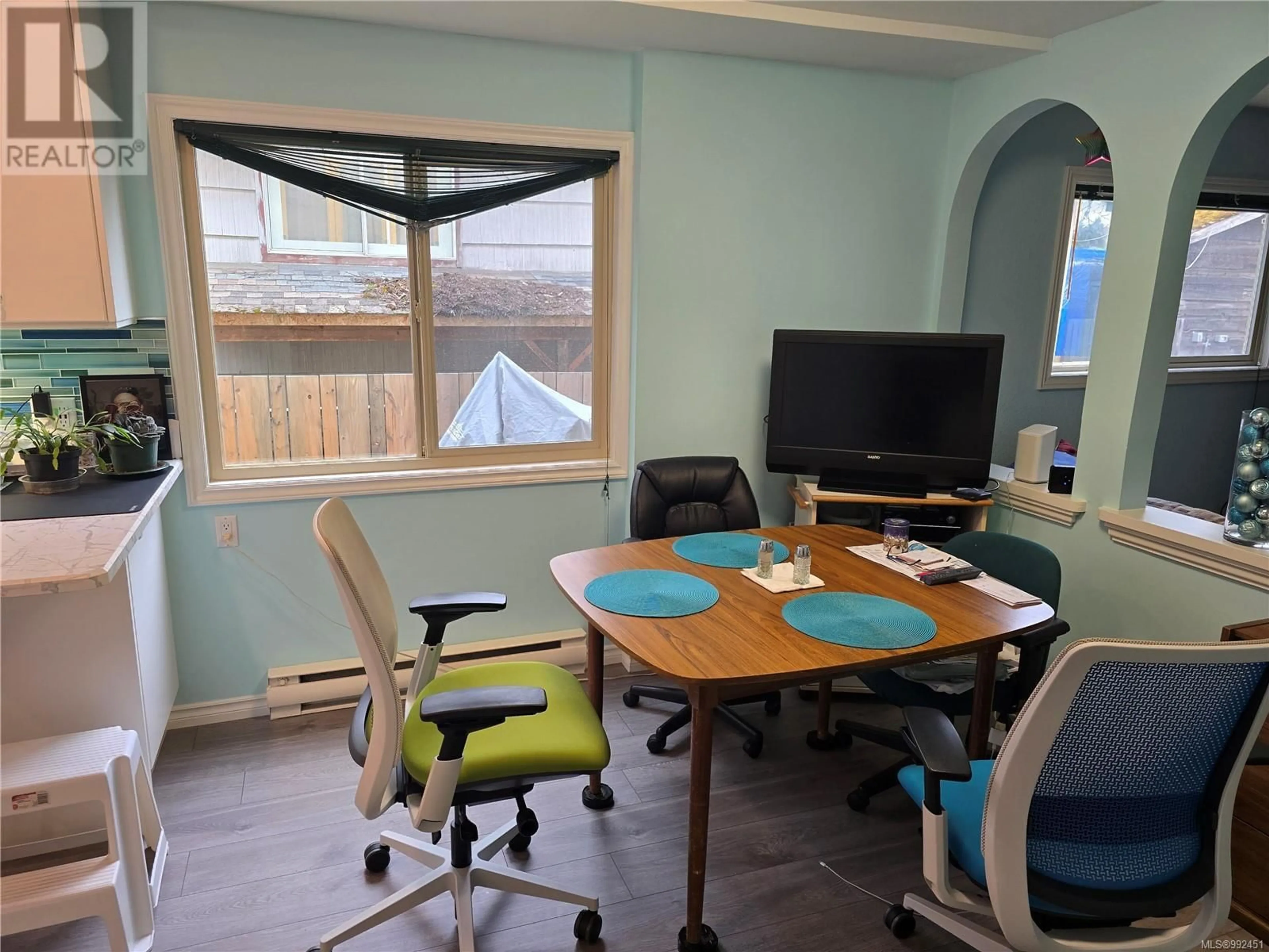 A pic of a room for 2905 LEIGH ROAD, Langford British Columbia V9B4G6