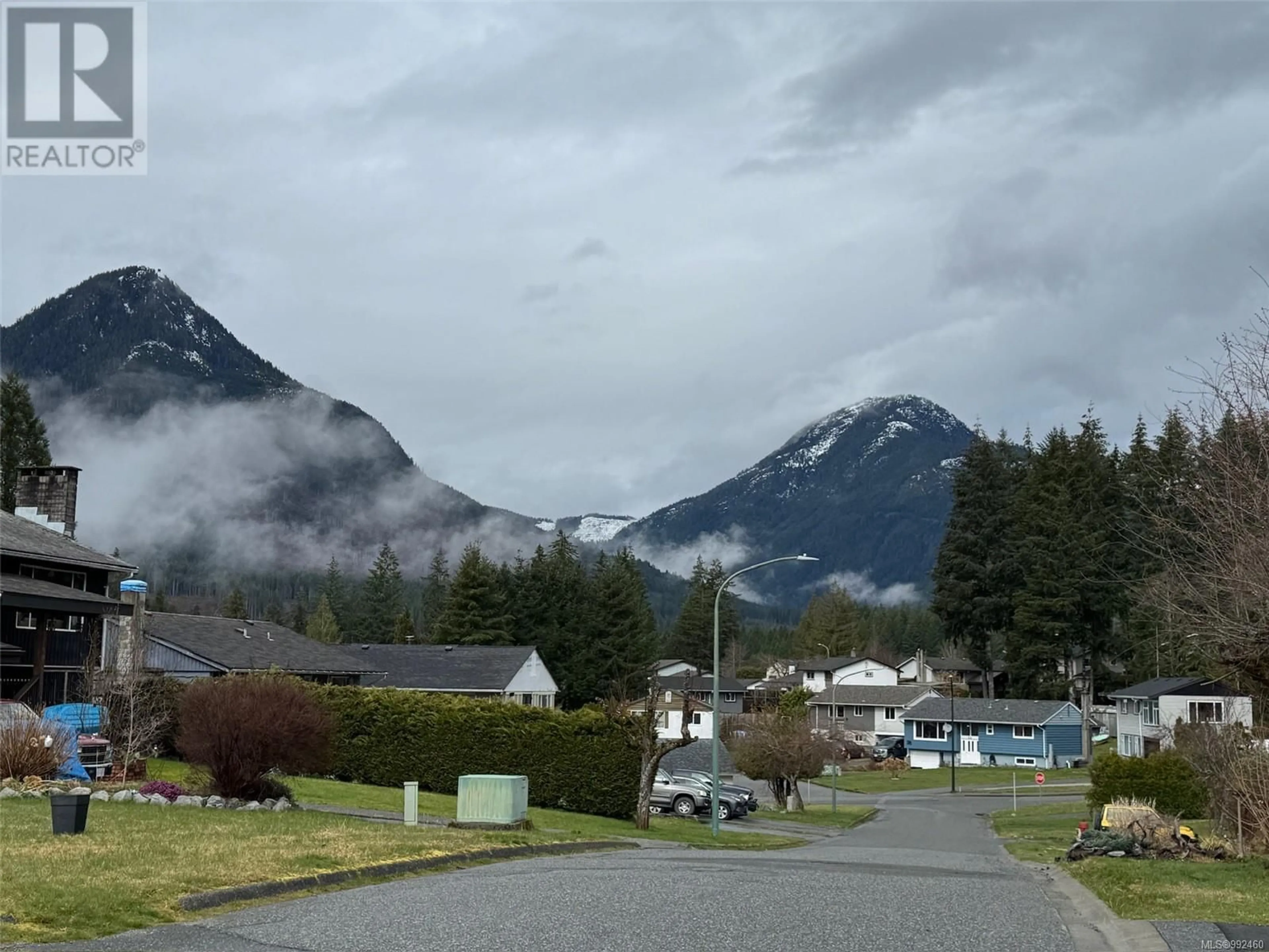Blurry image for 603 HUMMINGBIRD LANE, Gold River British Columbia V0P1G0