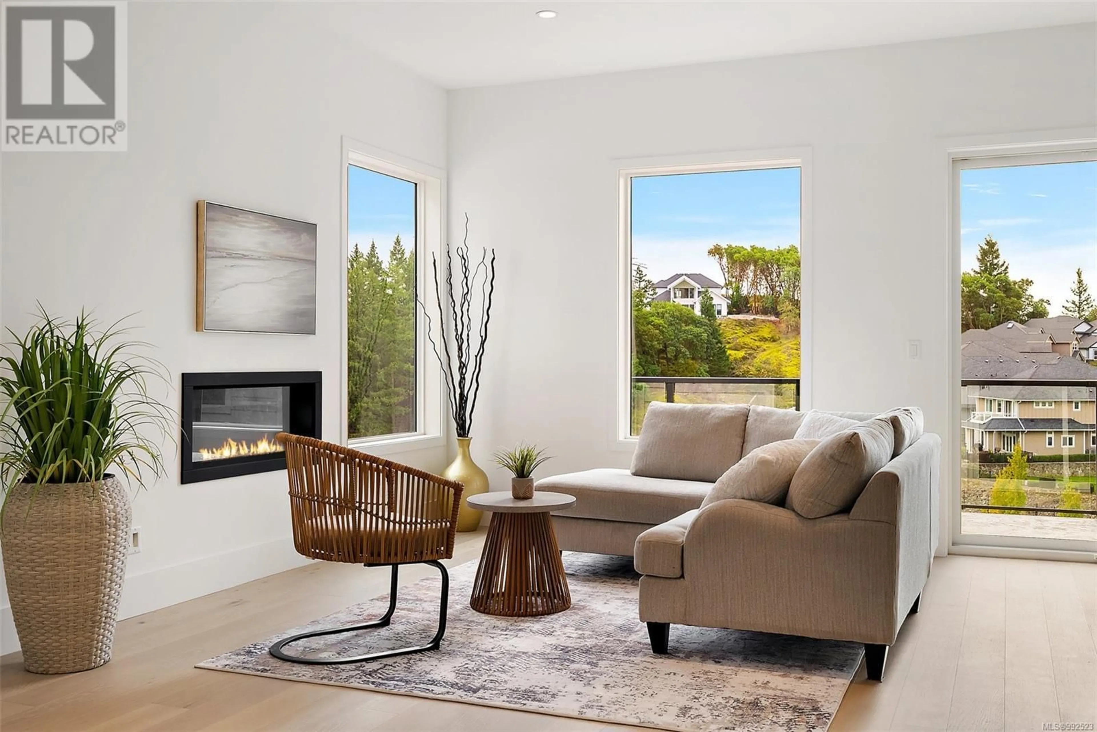 Living room with furniture, unknown for 1169 SPIRIT COURT, Langford British Columbia V9B0B5