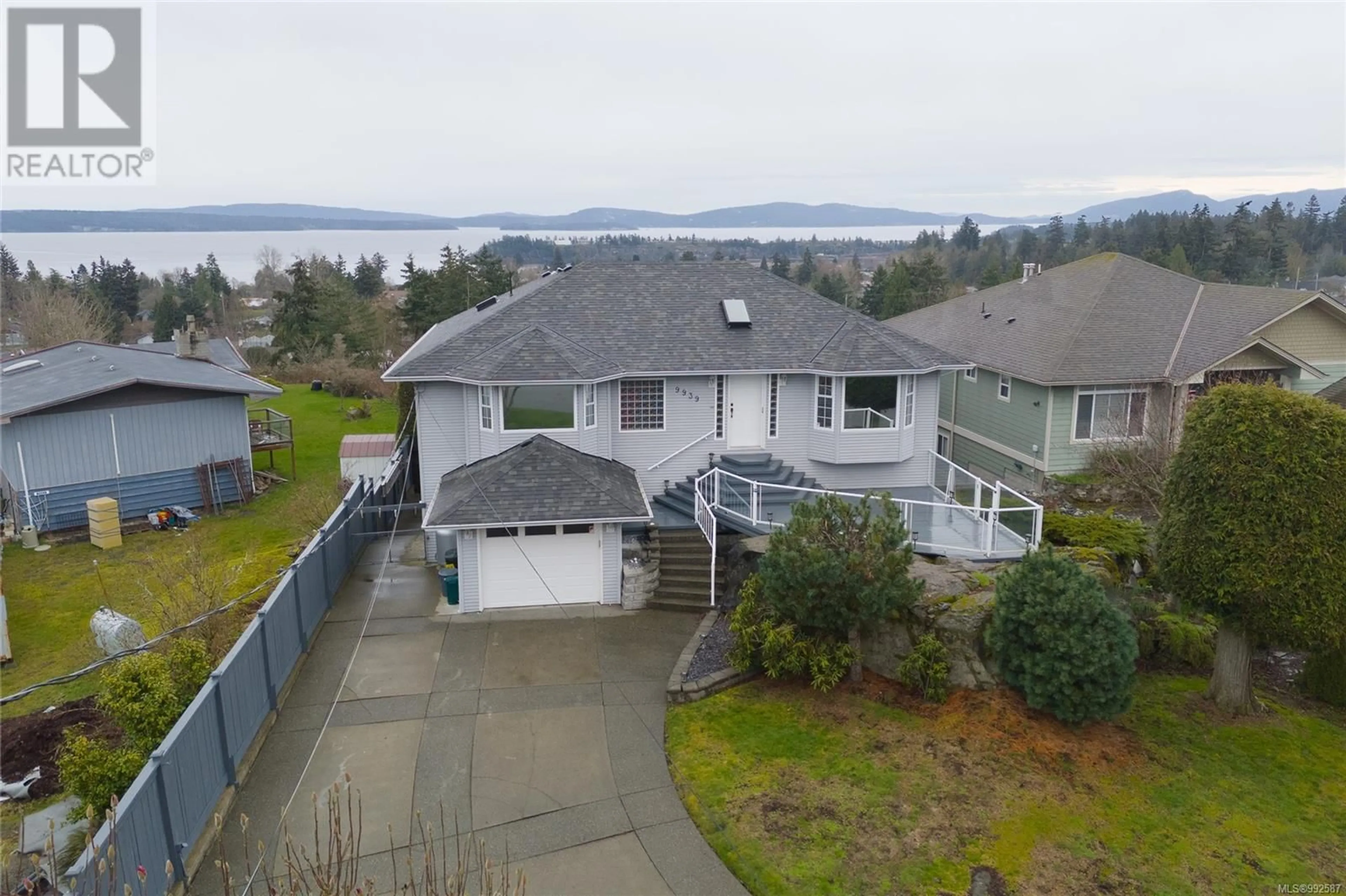 A pic from outside/outdoor area/front of a property/back of a property/a pic from drone, water/lake/river/ocean view for 9939 ECHO HEIGHTS, Chemainus British Columbia V0R1K2