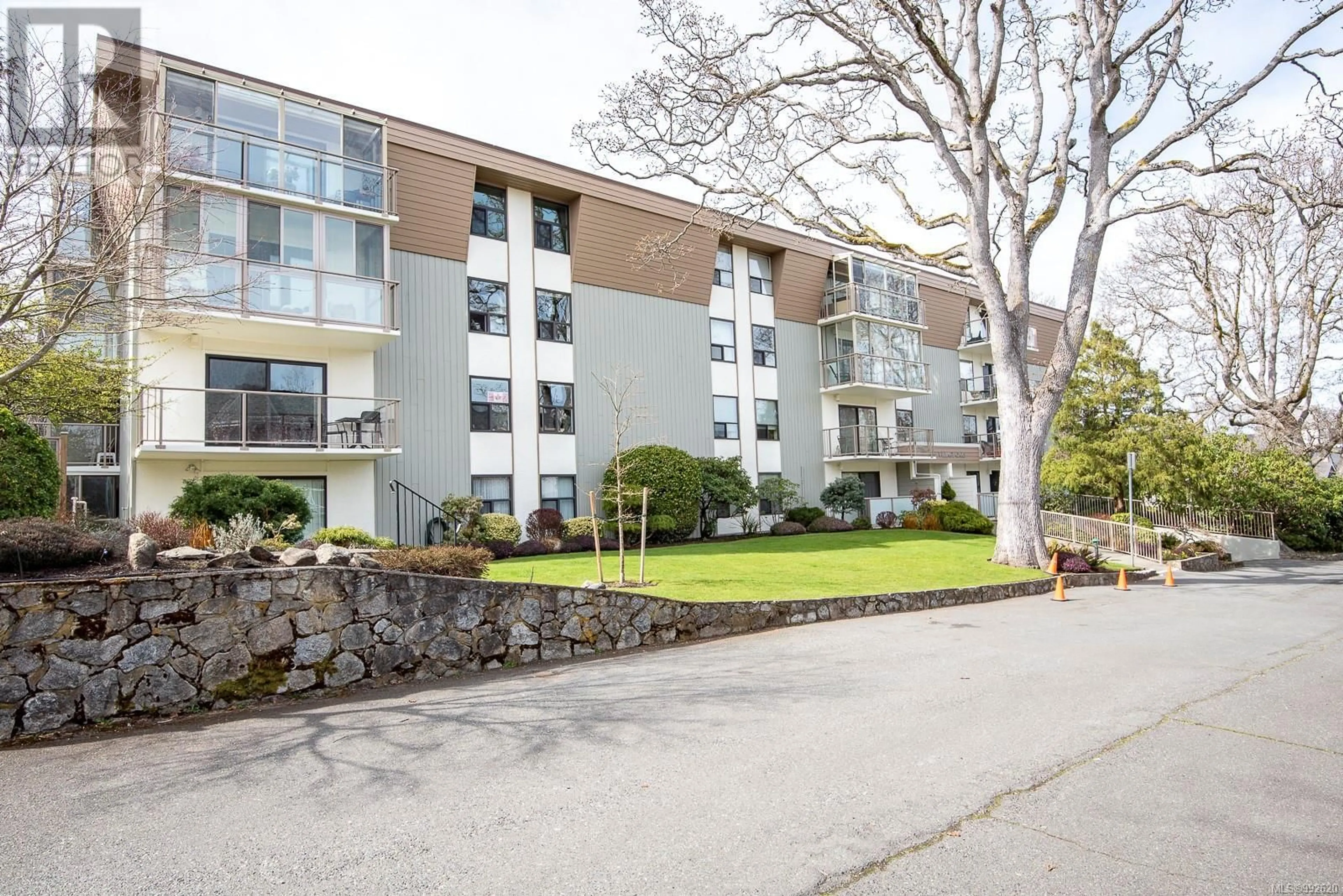 Unknown for 406 - 2125 OAK BAY AVENUE, Oak Bay British Columbia V8R1E8