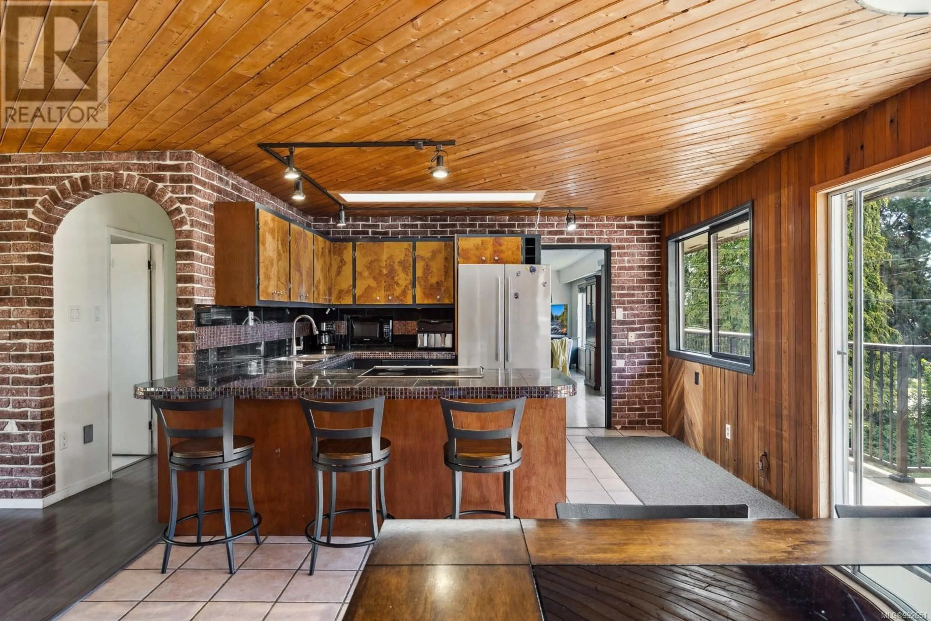 Open concept kitchen, unknown for 2178 DOWNEY AVENUE, Comox British Columbia V9M1W8