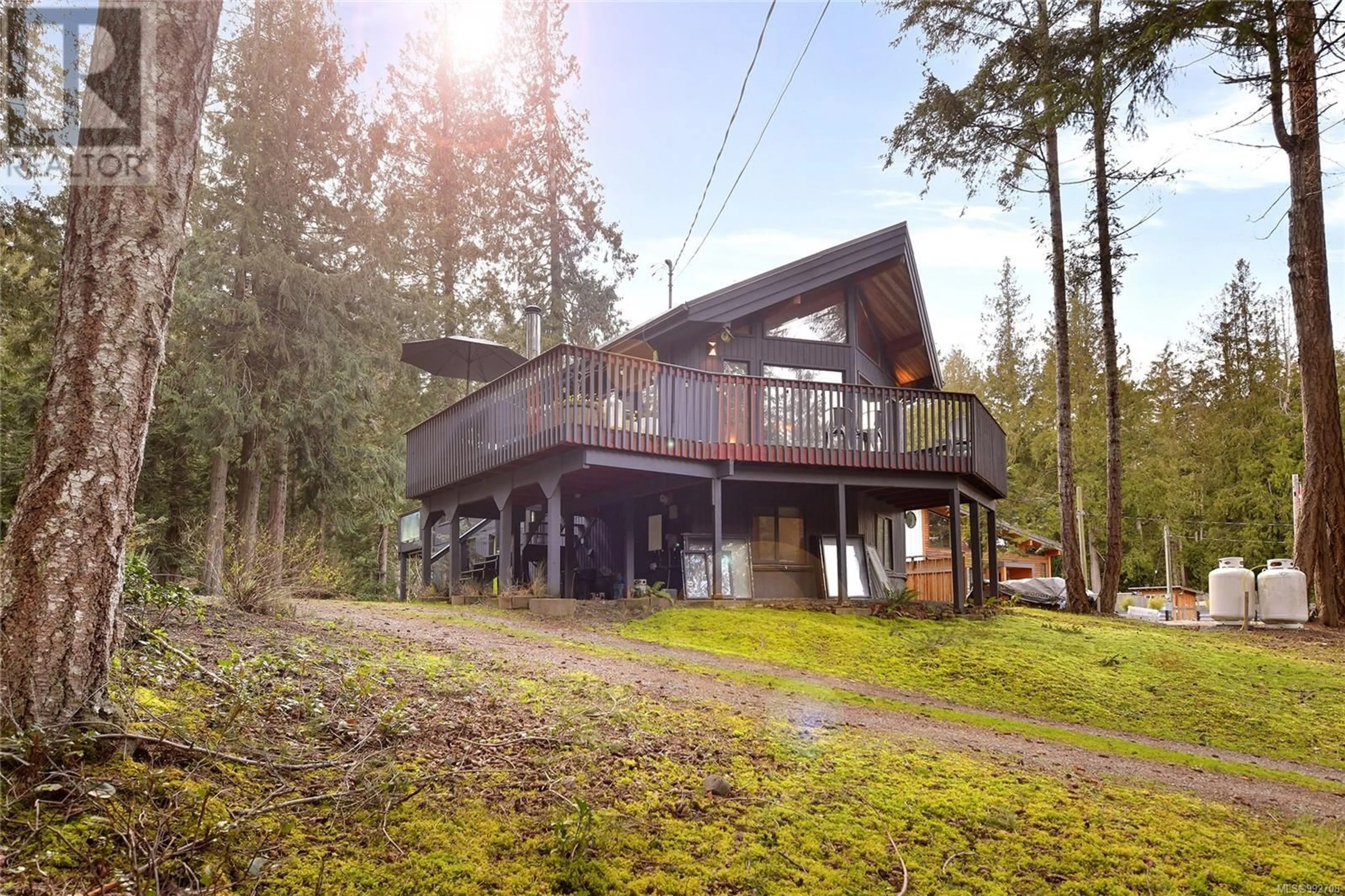 A pic from outside/outdoor area/front of a property/back of a property/a pic from drone, unknown for 532 AYA REACH ROAD, Mayne Island British Columbia V0N2J1