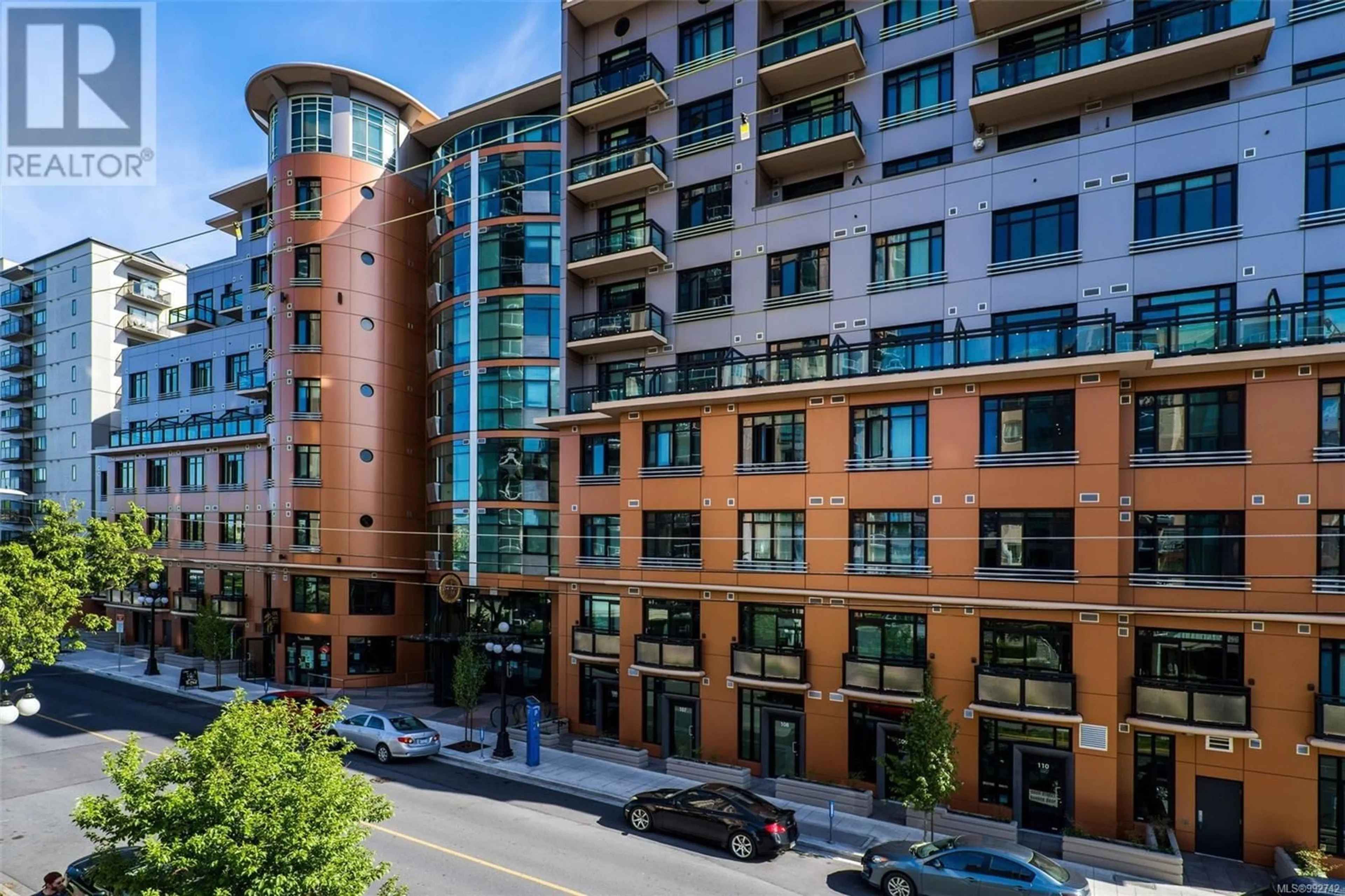 Unknown for 814 - 1029 VIEW STREET, Victoria British Columbia V8V0C9