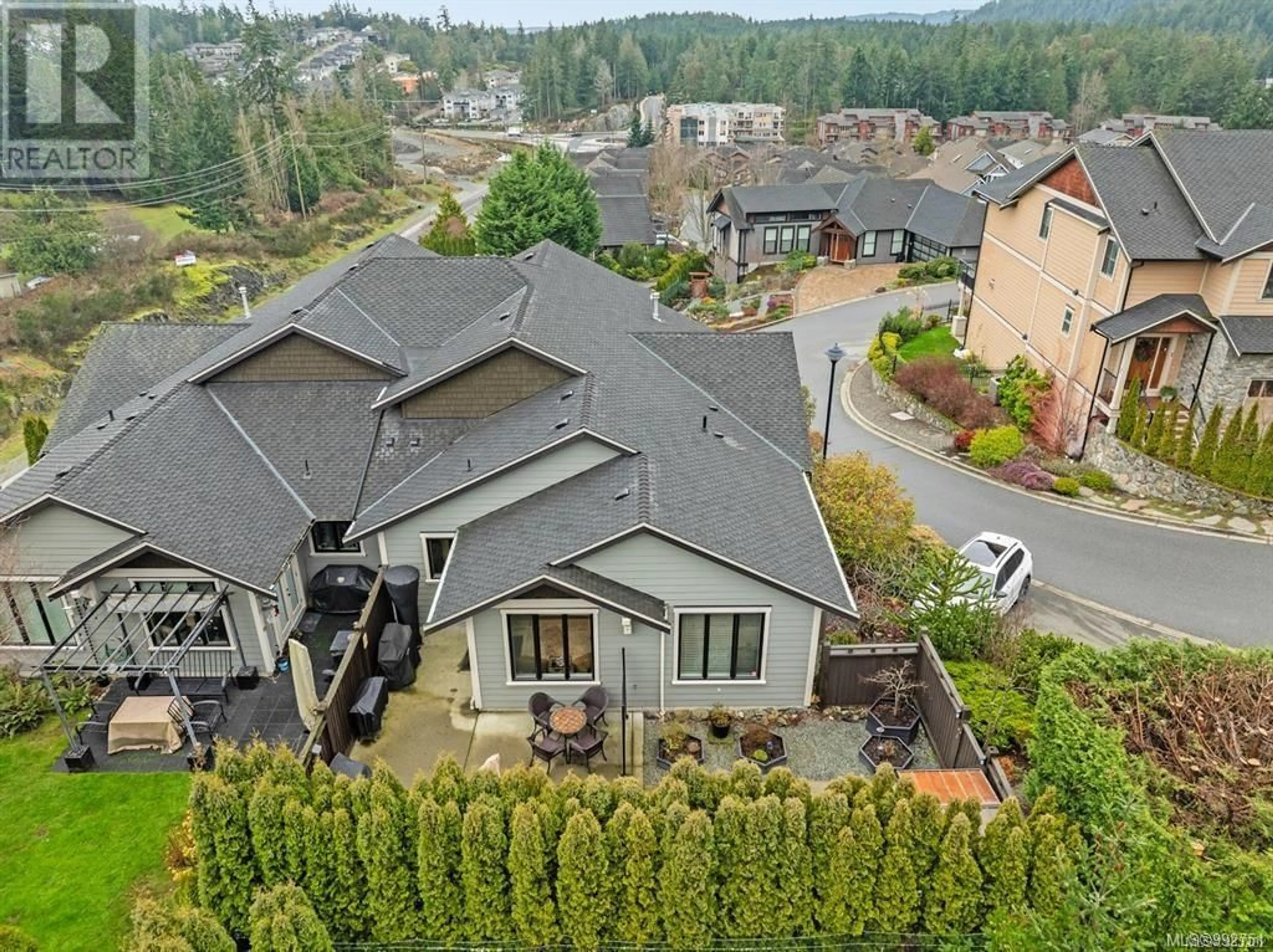 A pic from outside/outdoor area/front of a property/back of a property/a pic from drone, mountain view for 6 - 614 GRANROSE TERRACE, Colwood British Columbia V9C0C9